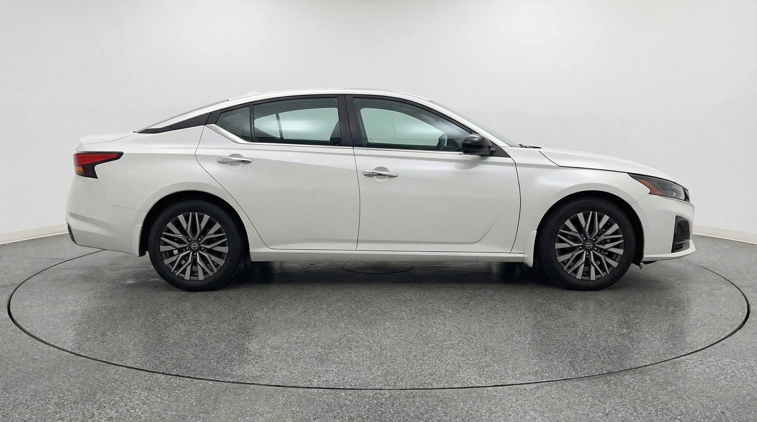 Thumbnail: 2025 Nissan Altima - 11