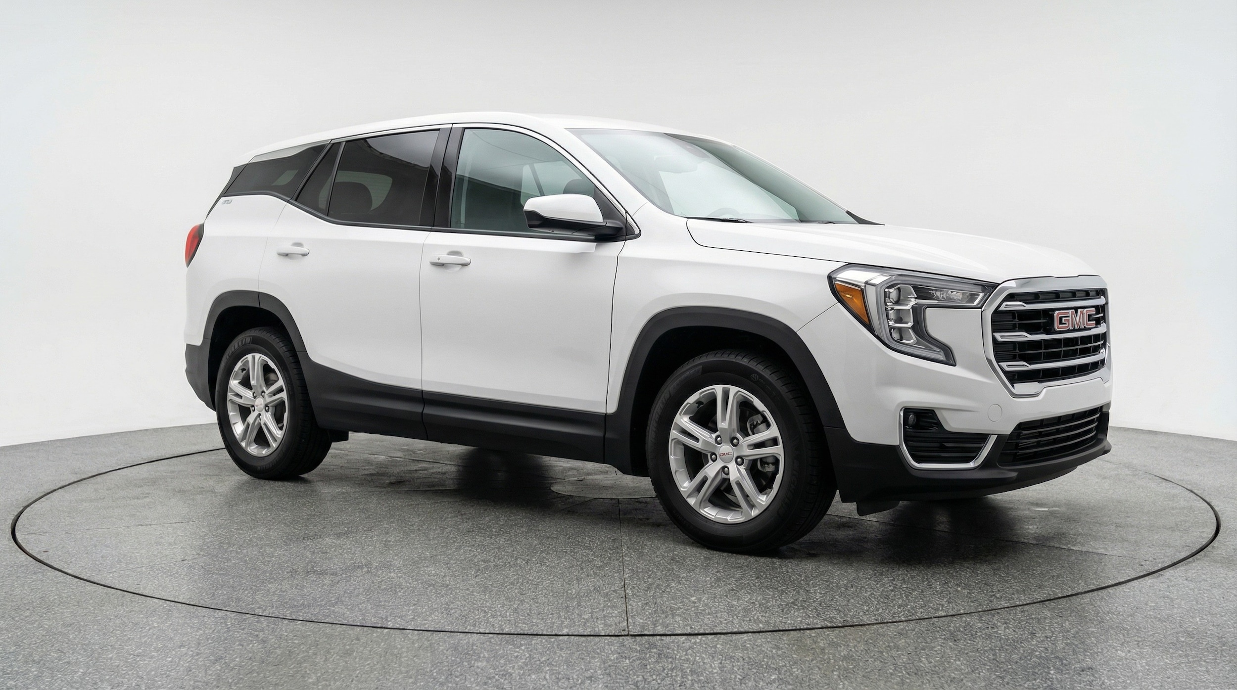 Thumbnail: 2024 GMC Terrain - 1