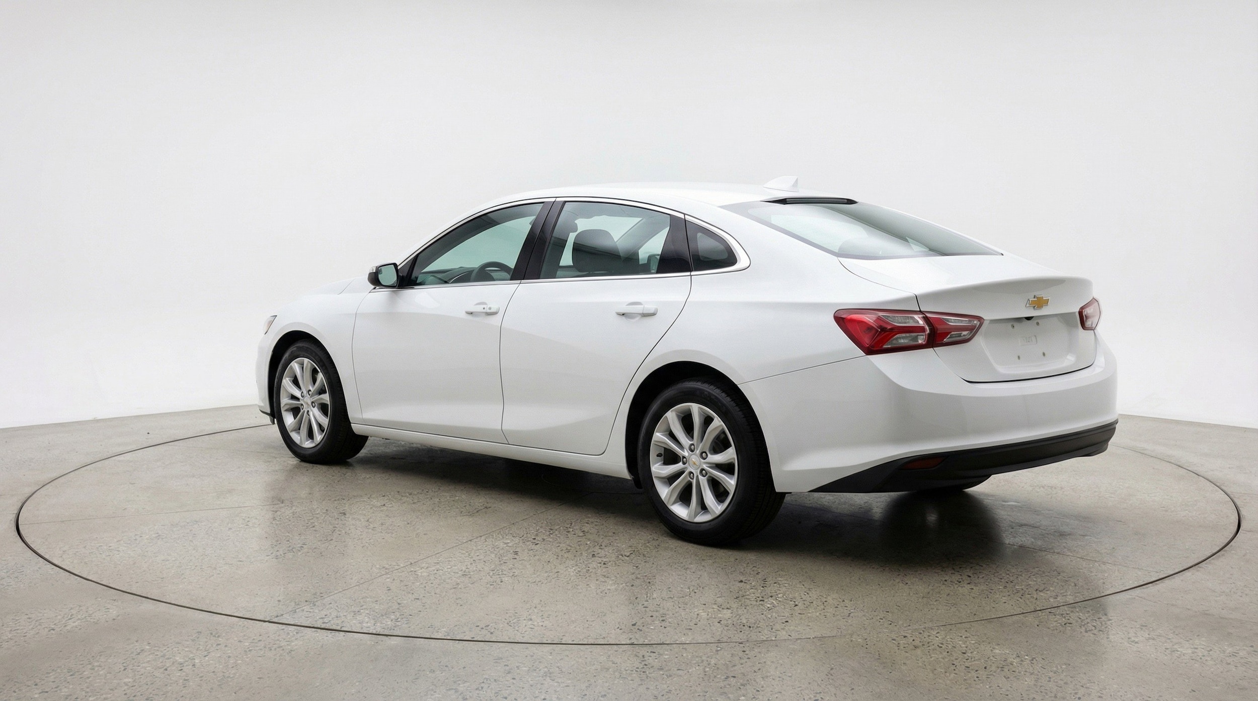 Thumbnail: 2024 Chevrolet Malibu - 6