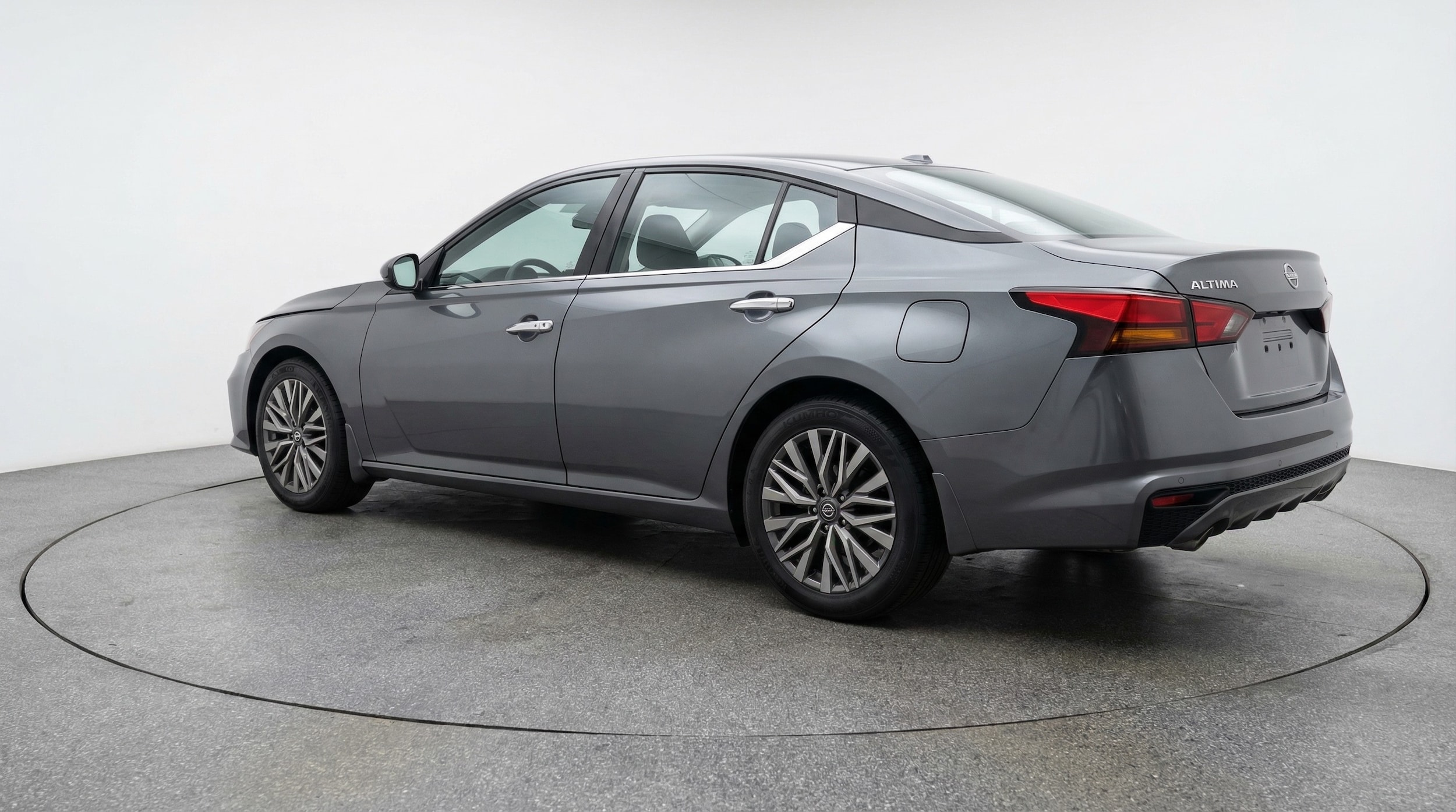 Thumbnail: 2025 Nissan Altima - 5