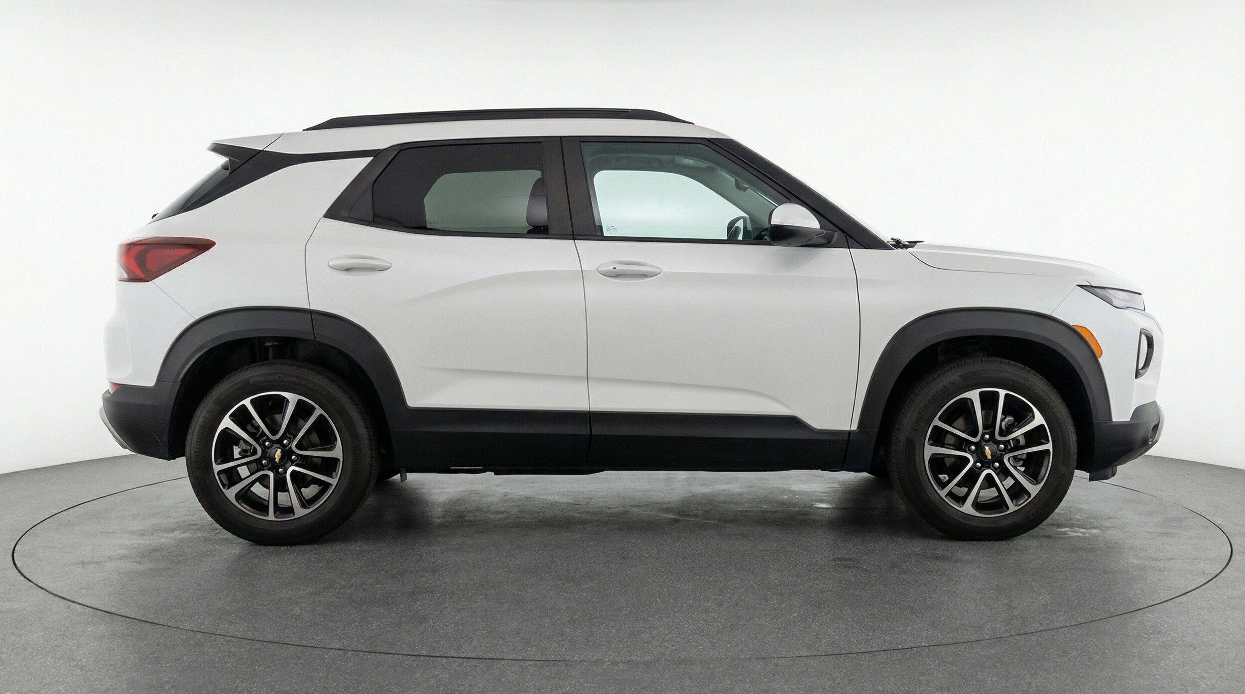 Thumbnail: 2025 Chevrolet TrailBlazer - 11