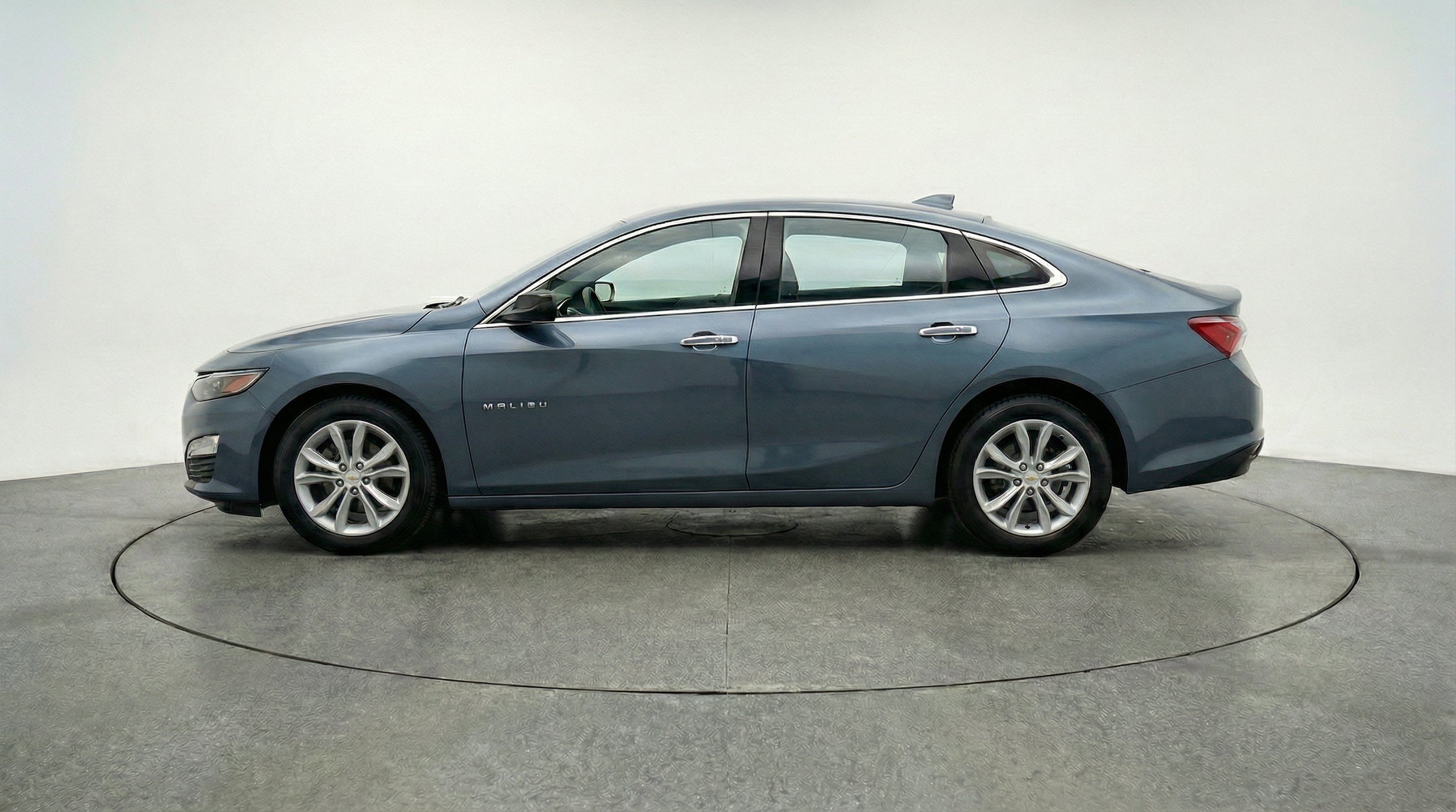 Thumbnail: 2024 Chevrolet Malibu - 5
