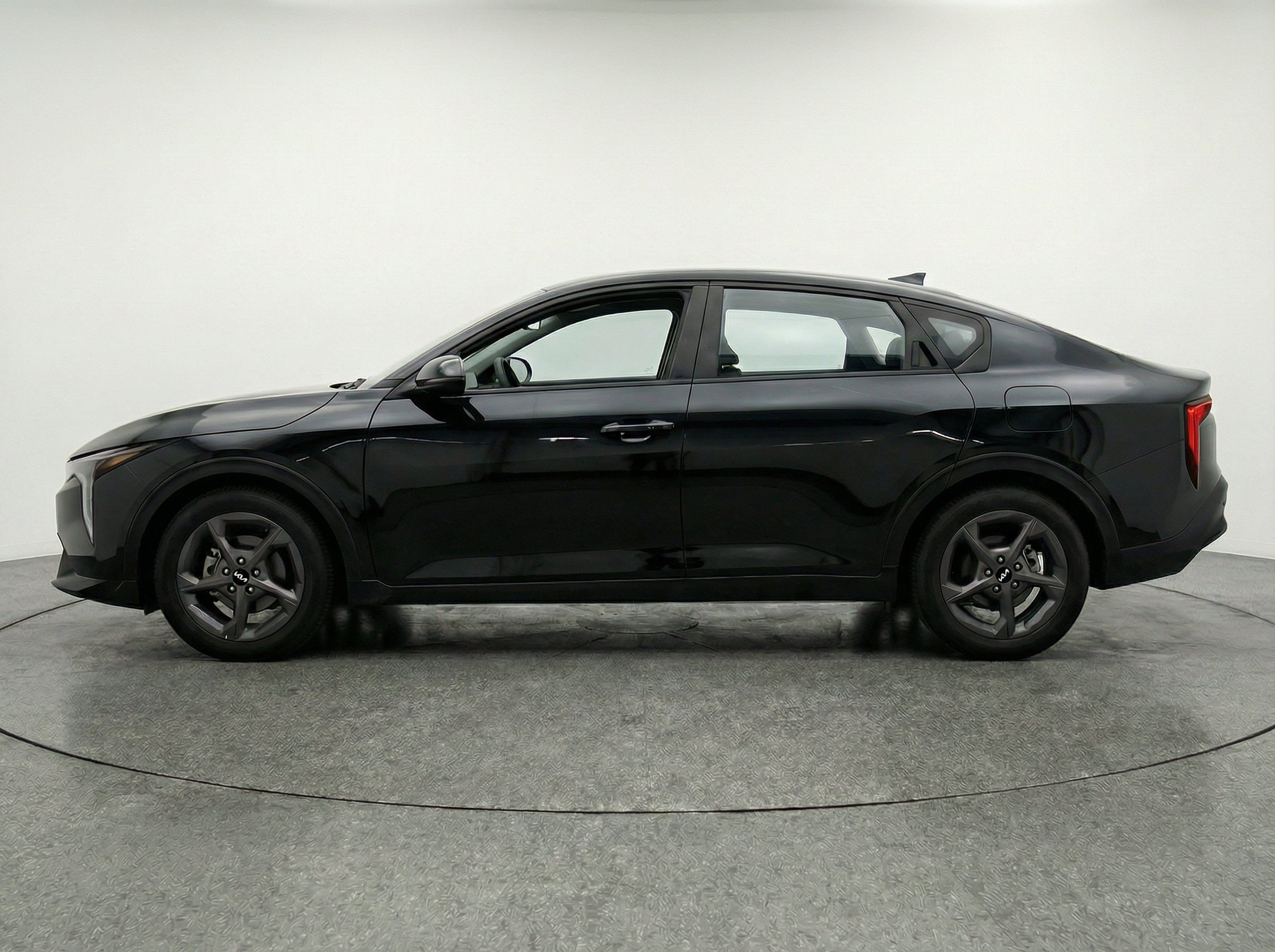 Thumbnail: 2025 Kia K4 - 5