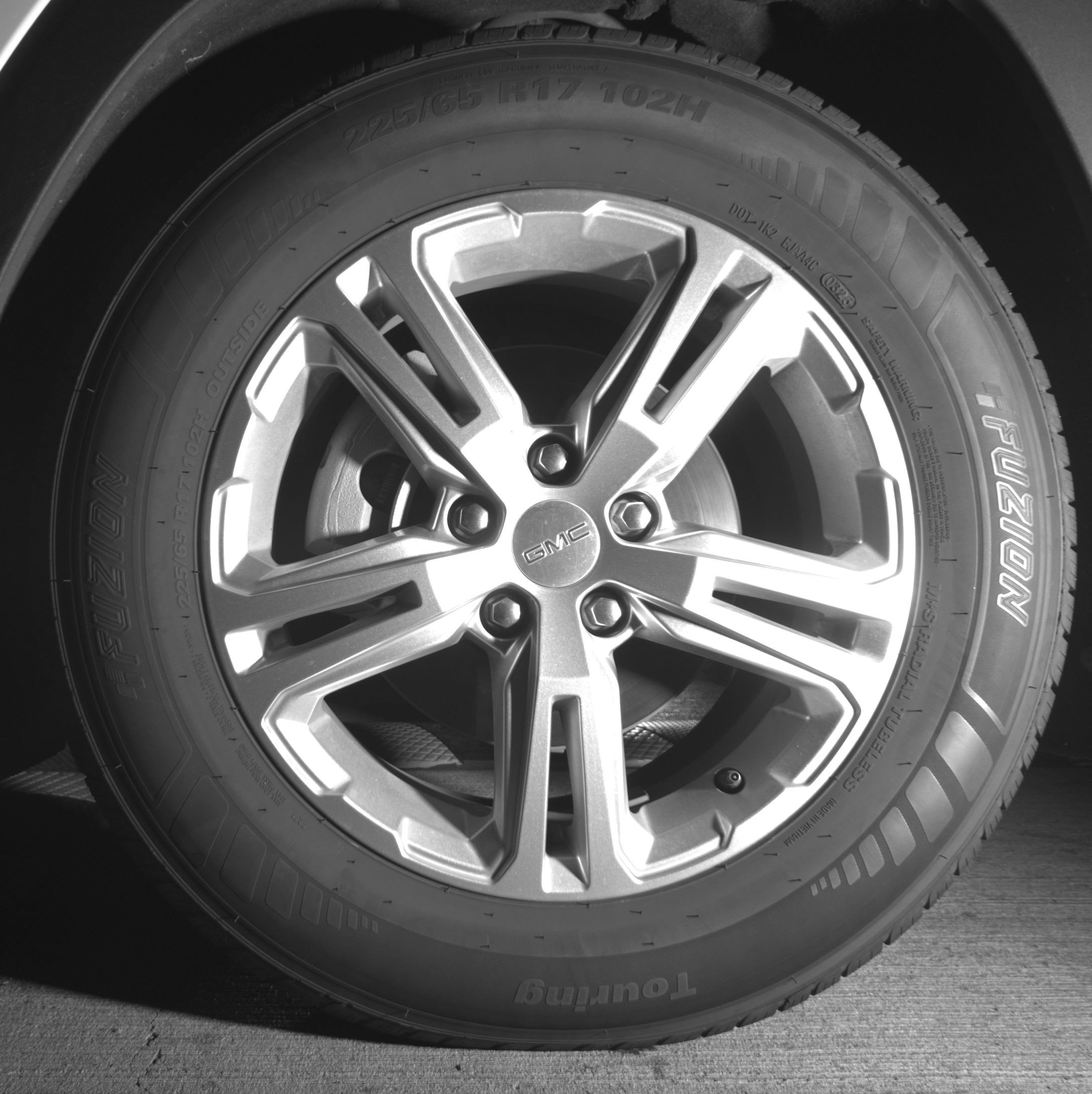 Thumbnail: 2024 GMC Terrain - 17