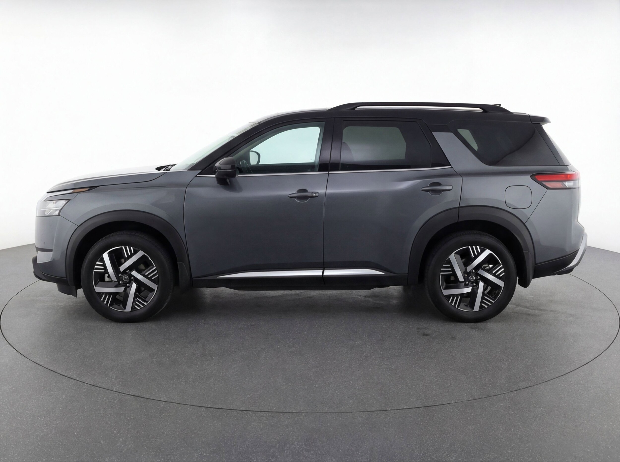 Thumbnail: 2025 Nissan Kicks - 5