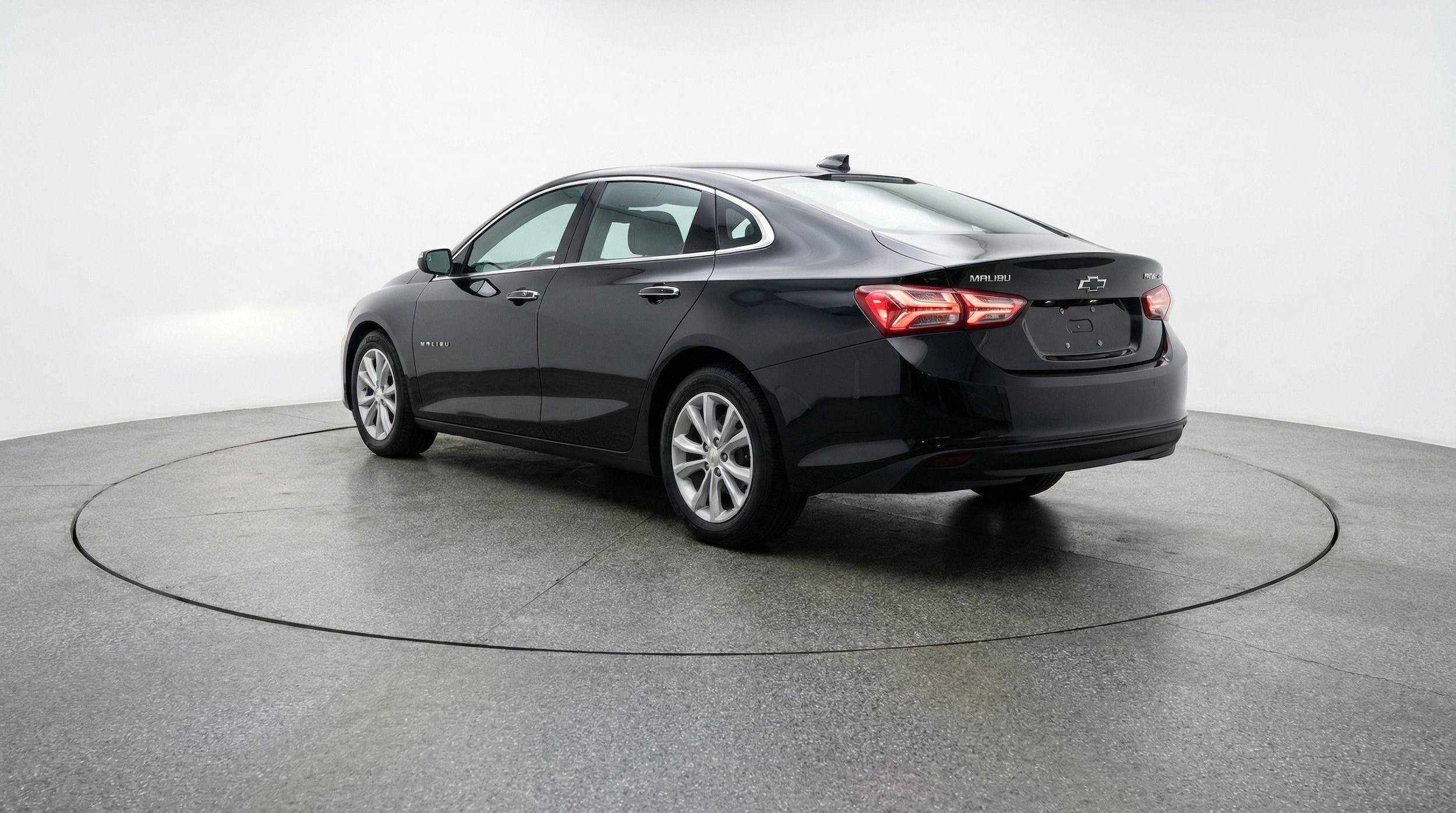 Thumbnail: 2024 Chevrolet Malibu - 6