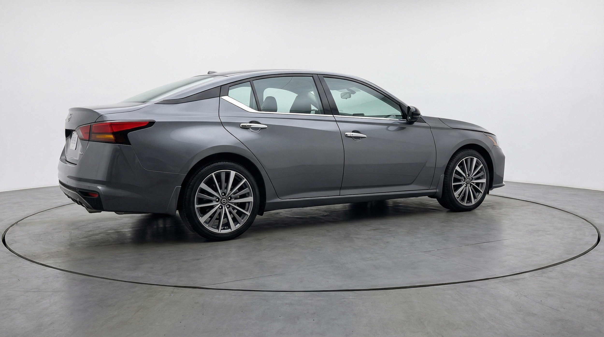 Thumbnail: 2025 Nissan Altima - 9