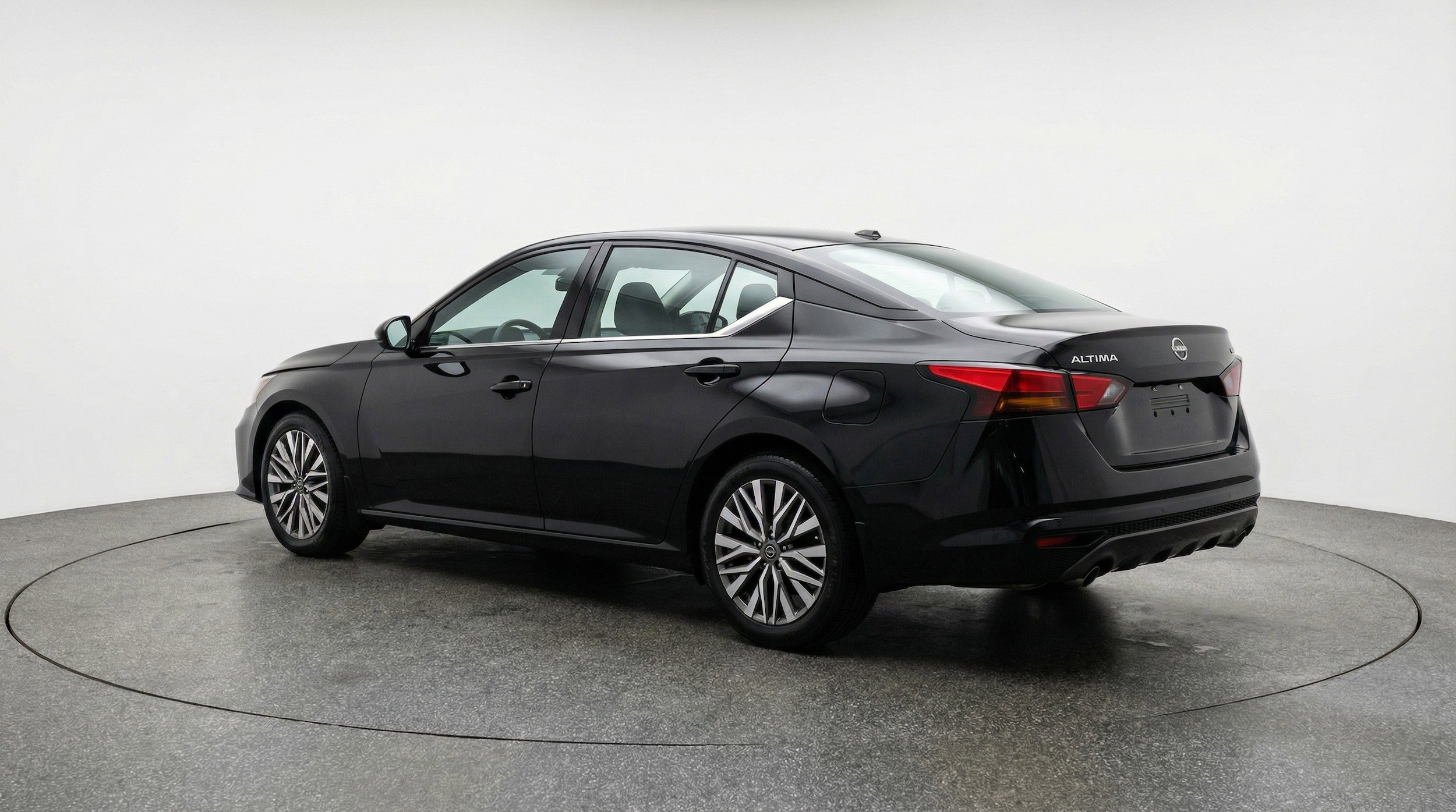 Thumbnail: 2025 Nissan Altima - 6