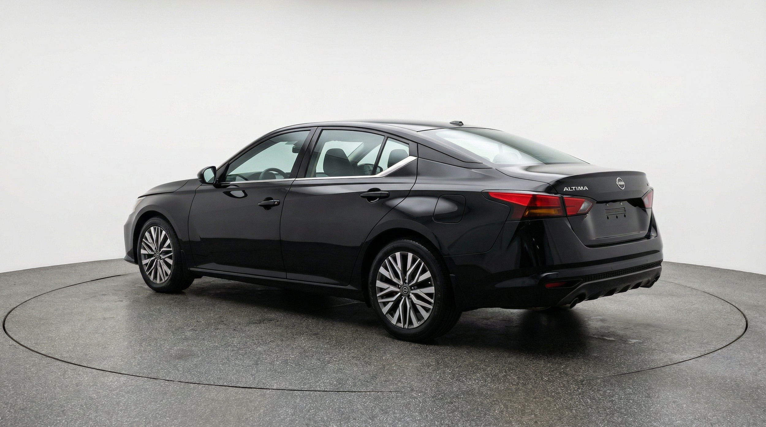 Thumbnail: 2025 Nissan Altima - 6