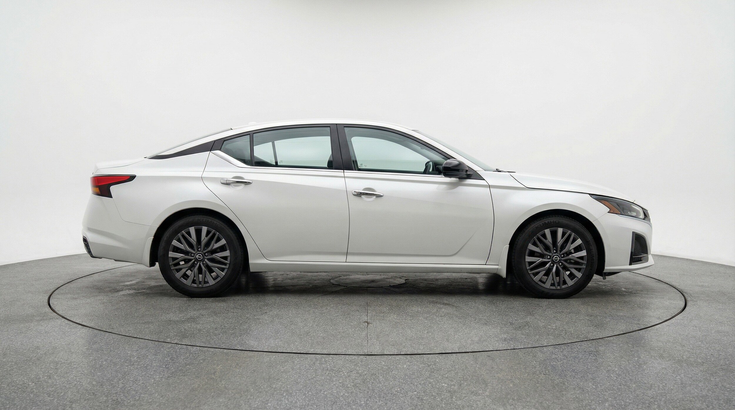 Thumbnail: 2025 Nissan Altima - 11