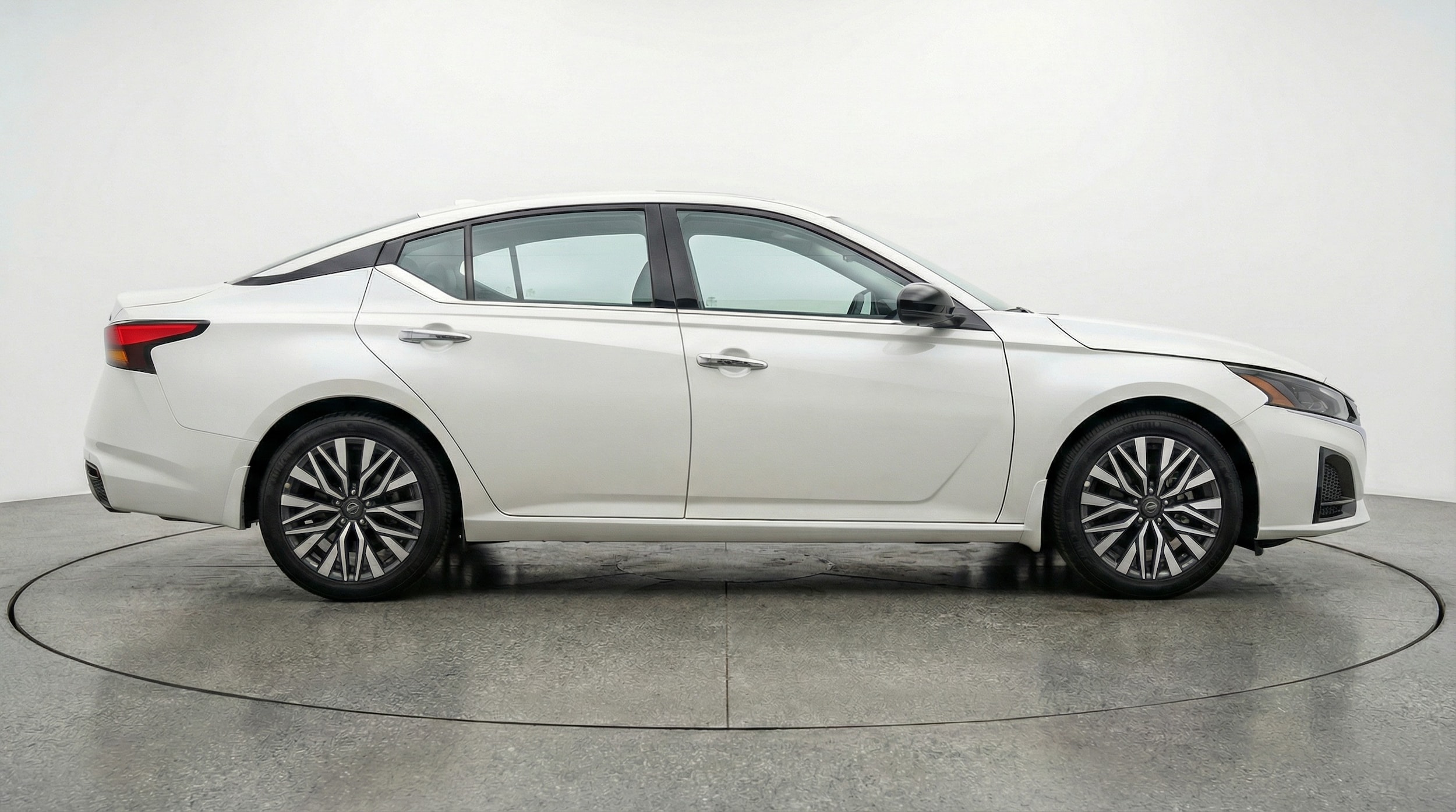 Thumbnail: 2025 Nissan Altima - 8