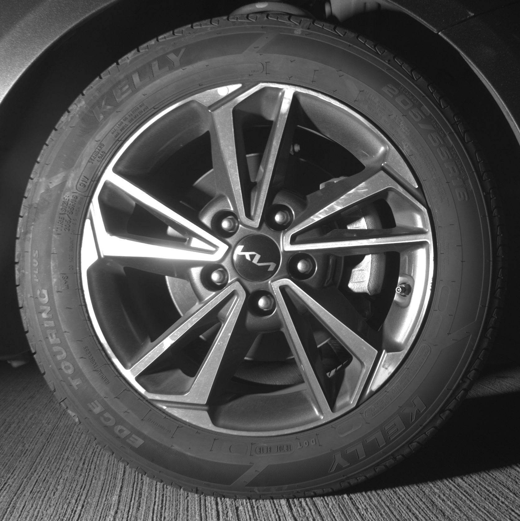 Thumbnail: 2024 Kia Forte - 18