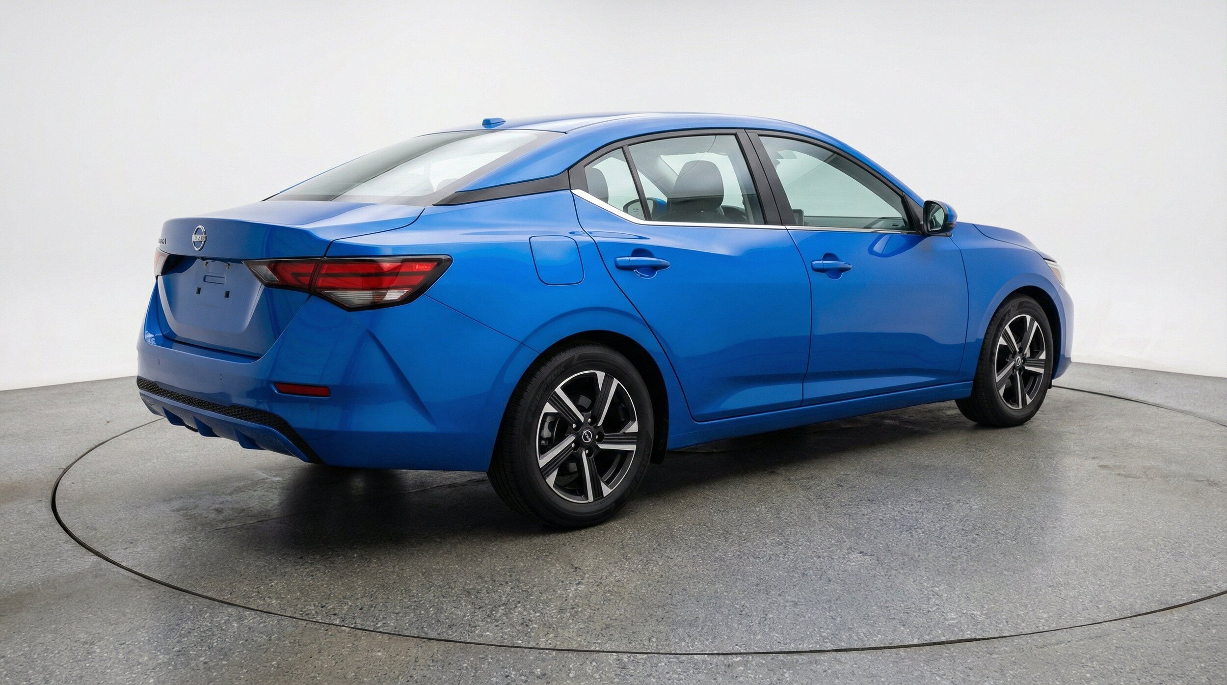 Thumbnail: 2025 Nissan Sentra - 9