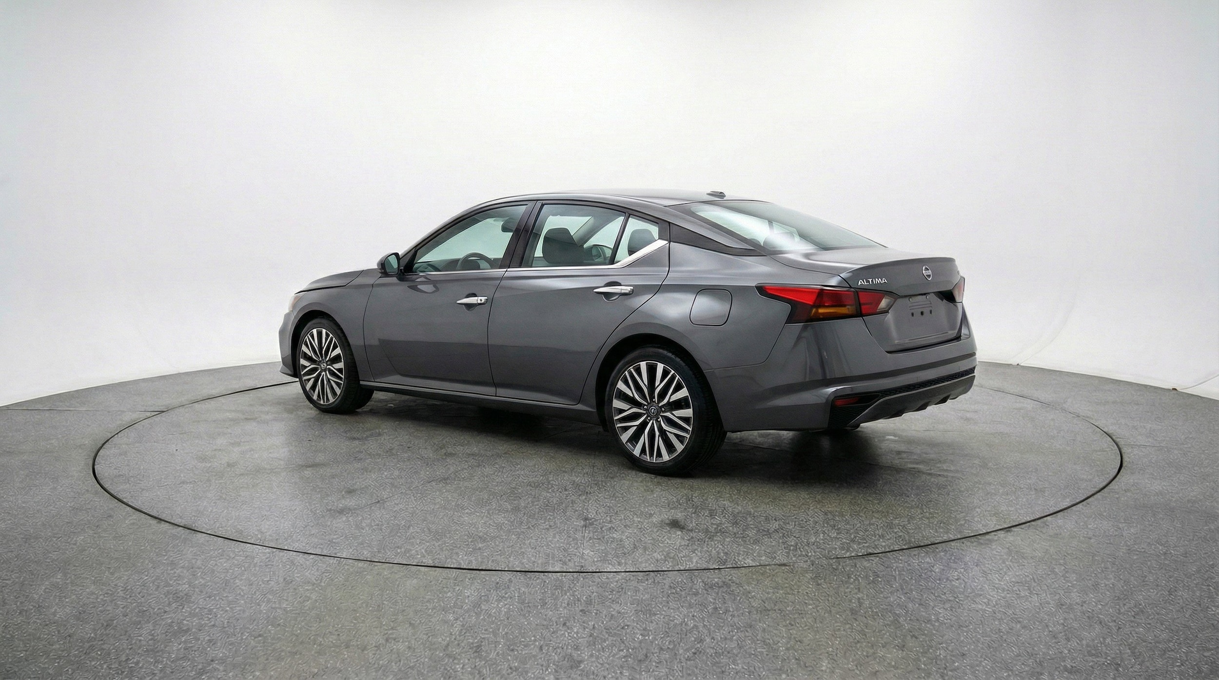 Thumbnail: 2025 Nissan Altima - 6