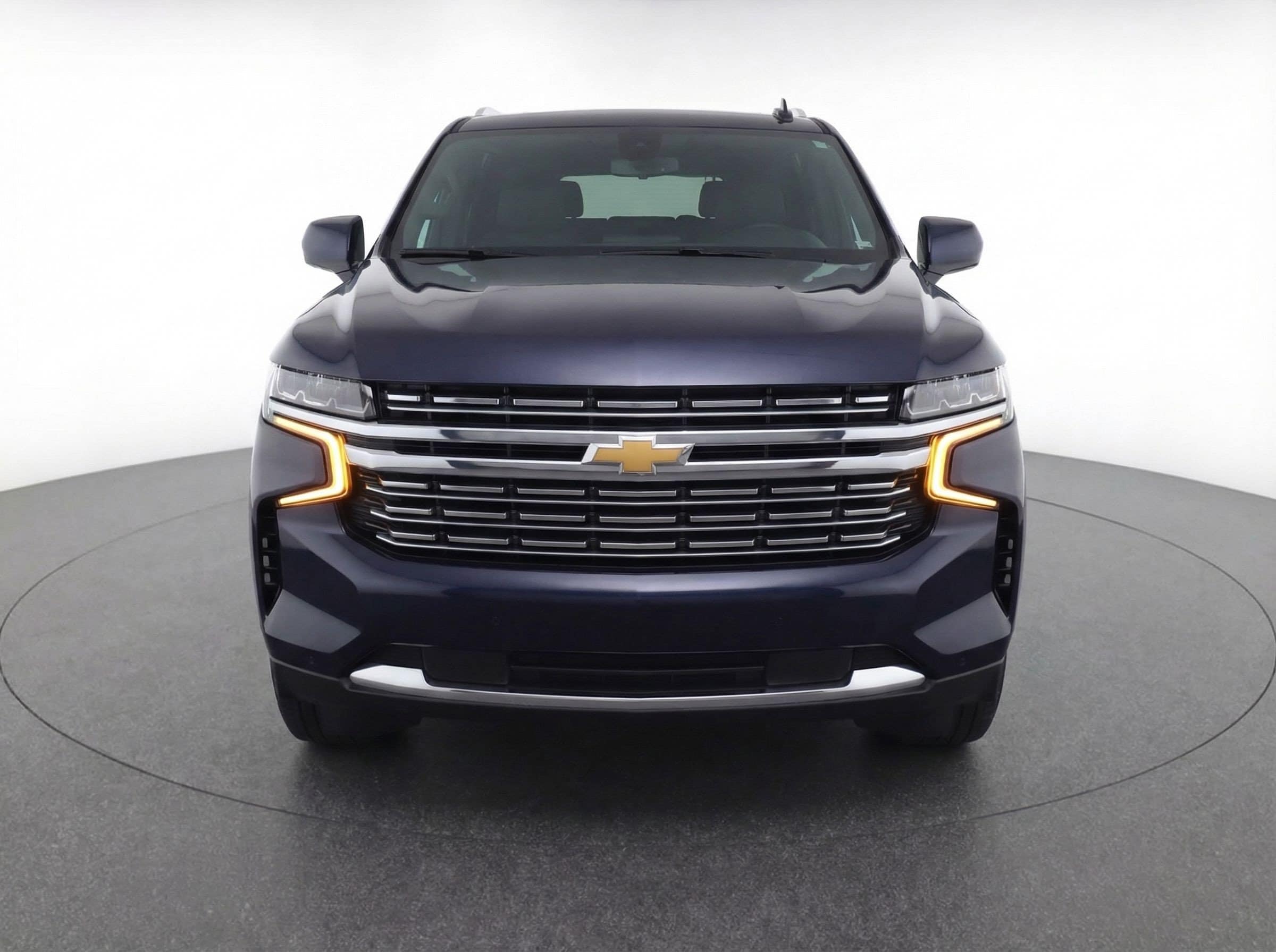 Thumbnail: 2023 Chevrolet Suburban - 2
