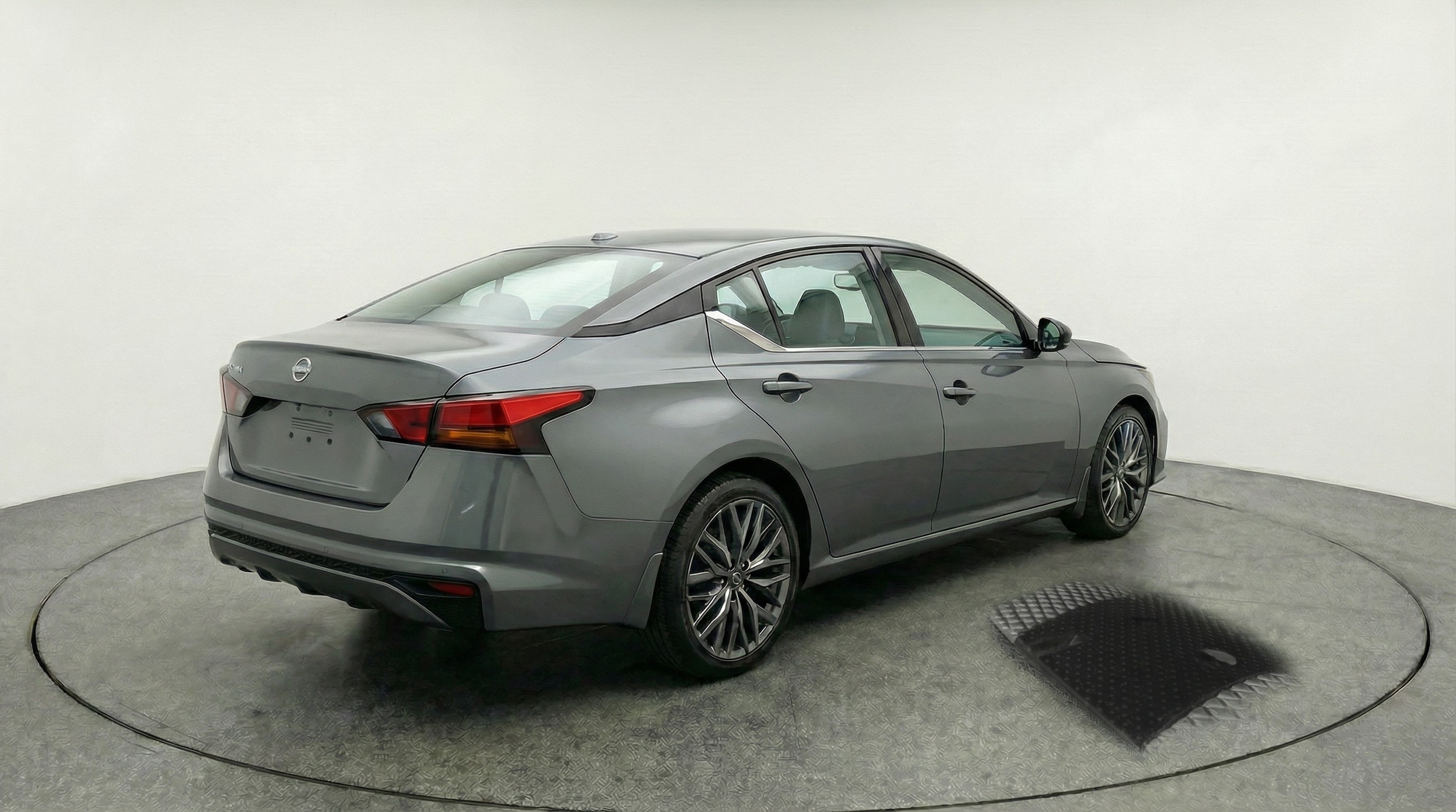 Thumbnail: 2025 Nissan Altima - 7