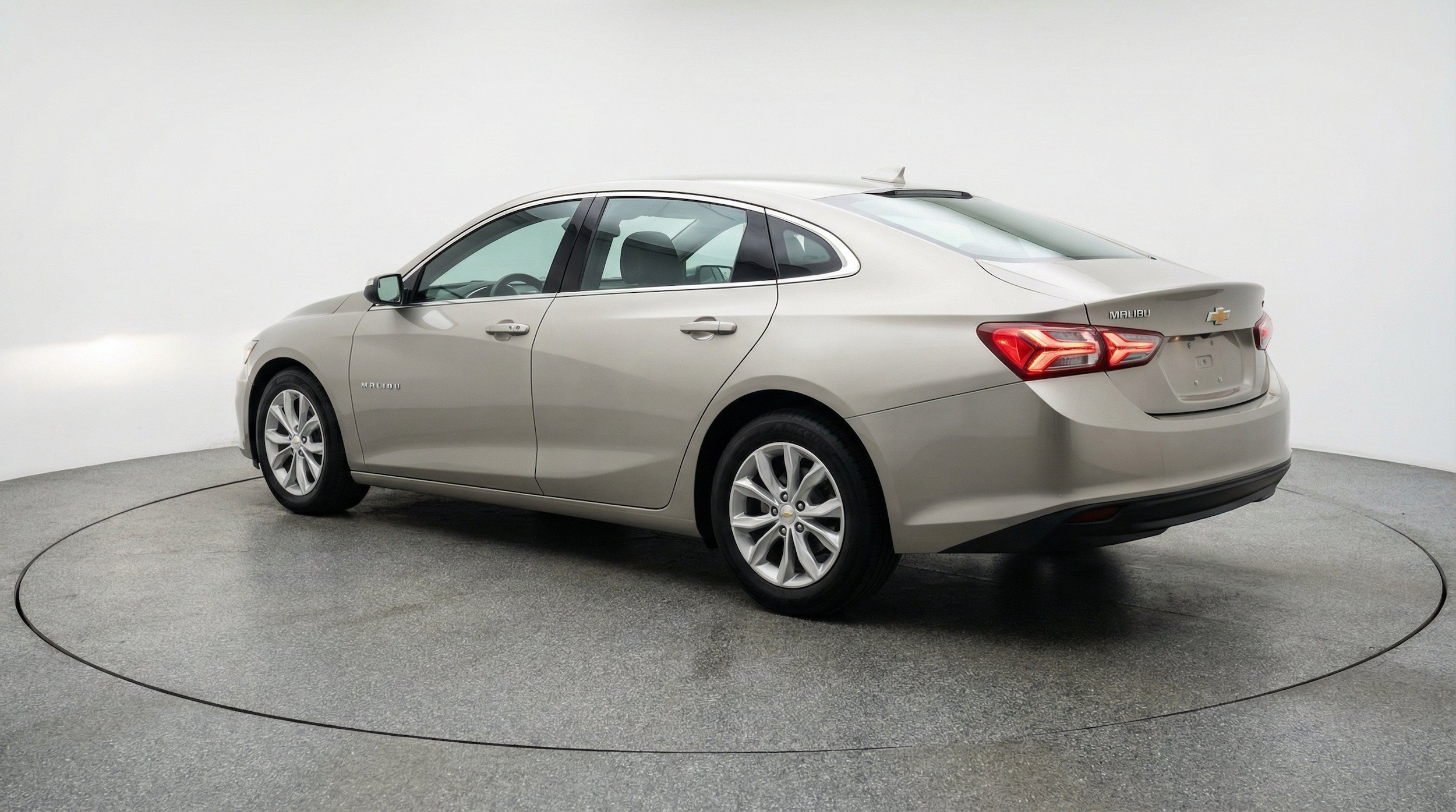 Thumbnail: 2024 Chevrolet Malibu - 6