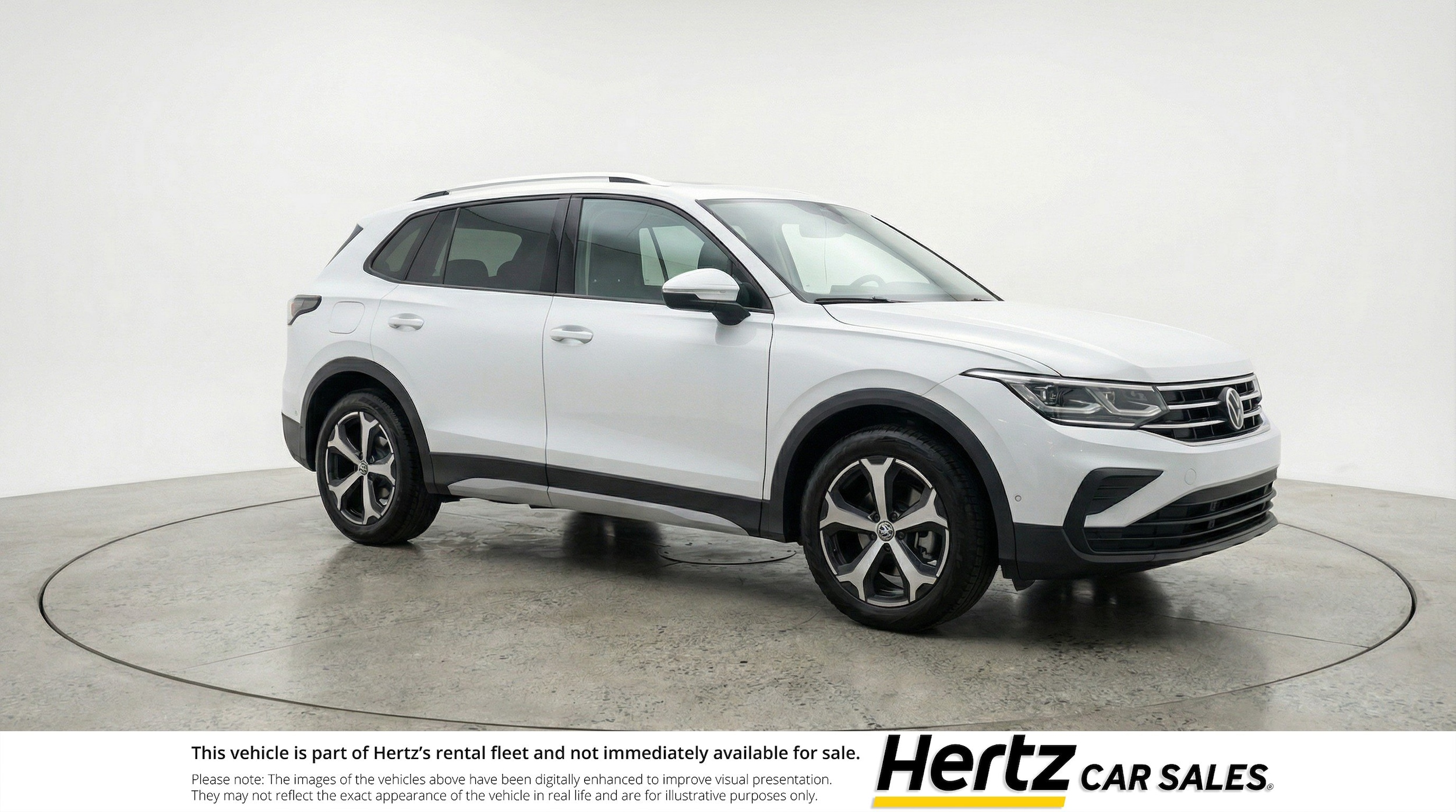 Thumbnail: 2026 Volkswagen Tiguan - 1