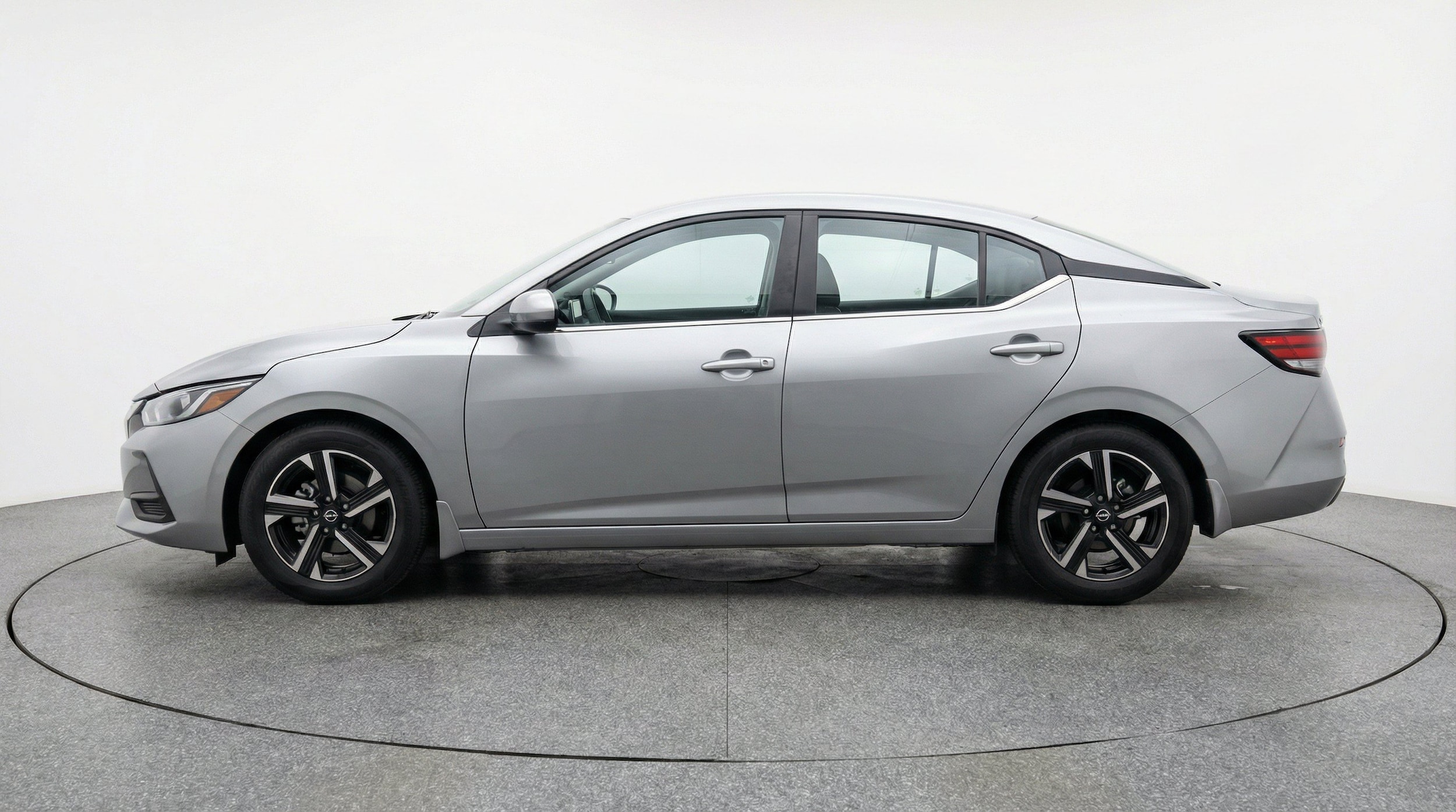 Thumbnail: 2025 Nissan Sentra - 5