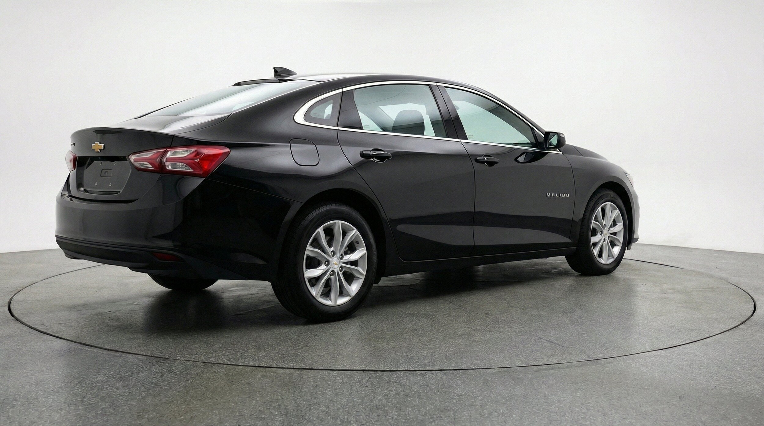 Thumbnail: 2024 Chevrolet Malibu - 9