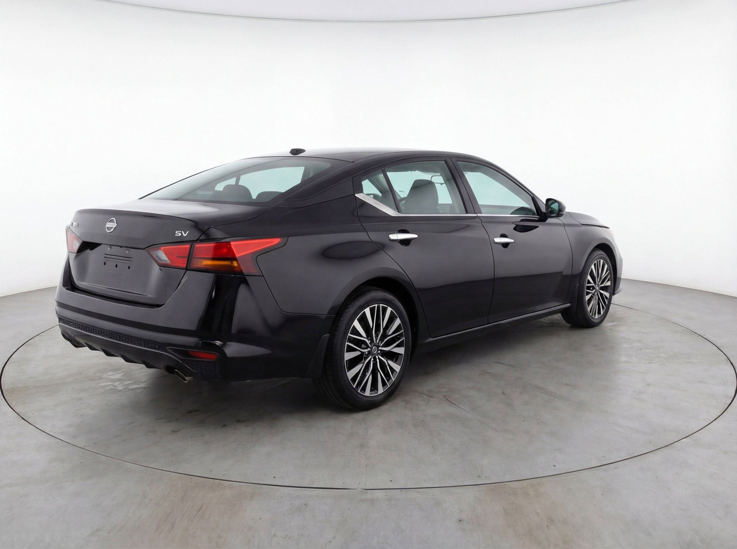 Thumbnail: 2024 Nissan Altima - 9