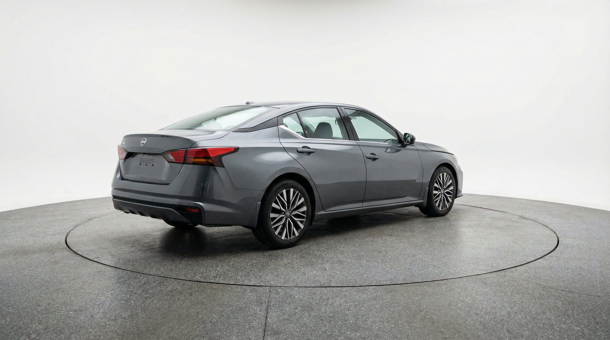 Thumbnail: 2025 Nissan Altima - 9