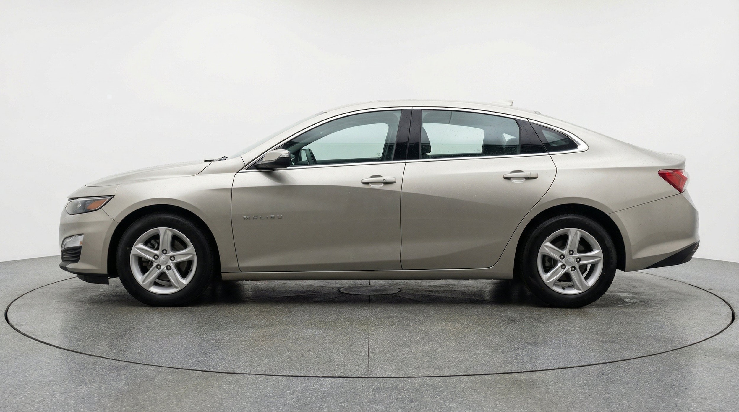 Thumbnail: 2024 Chevrolet Malibu - 5
