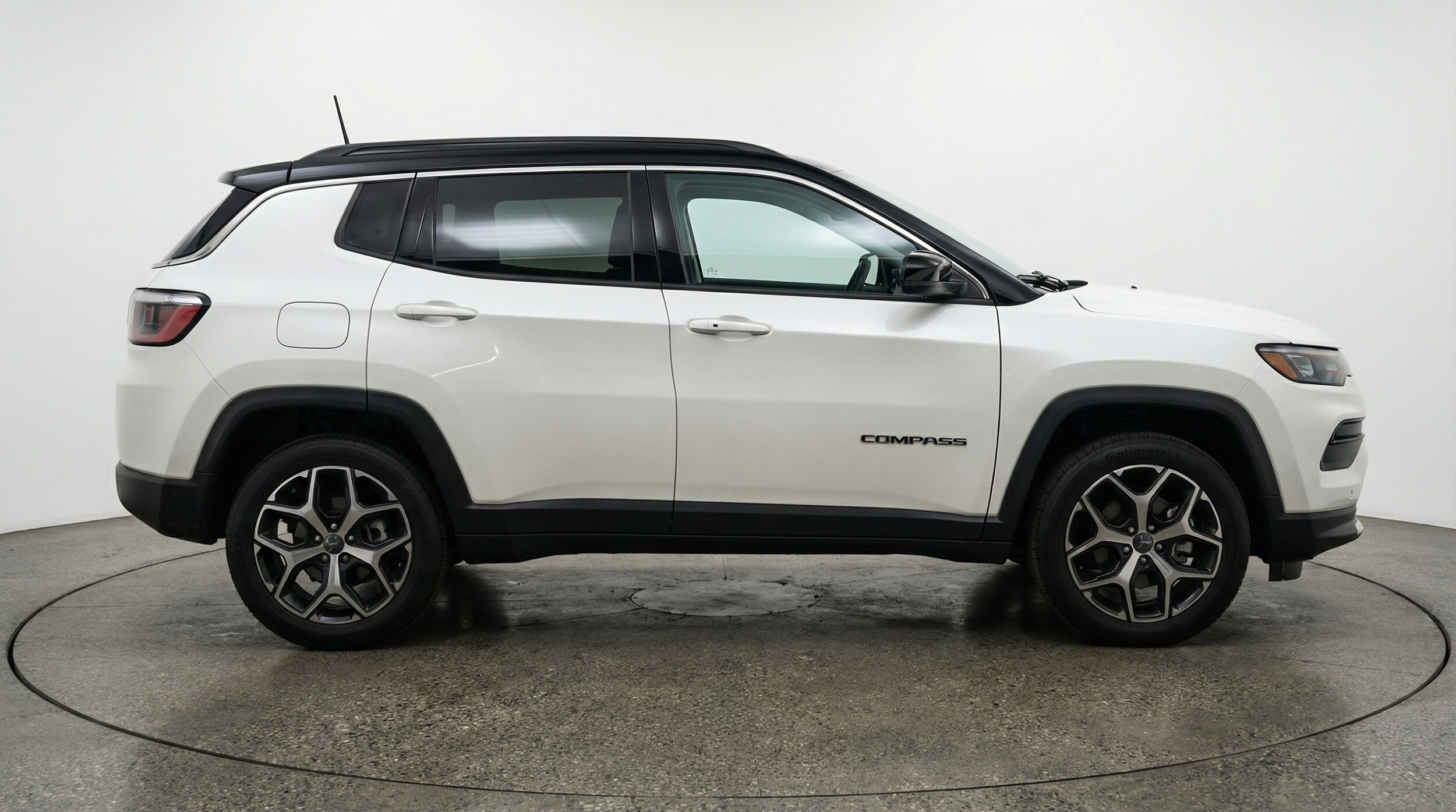 Thumbnail: 2025 Jeep Compass - 8