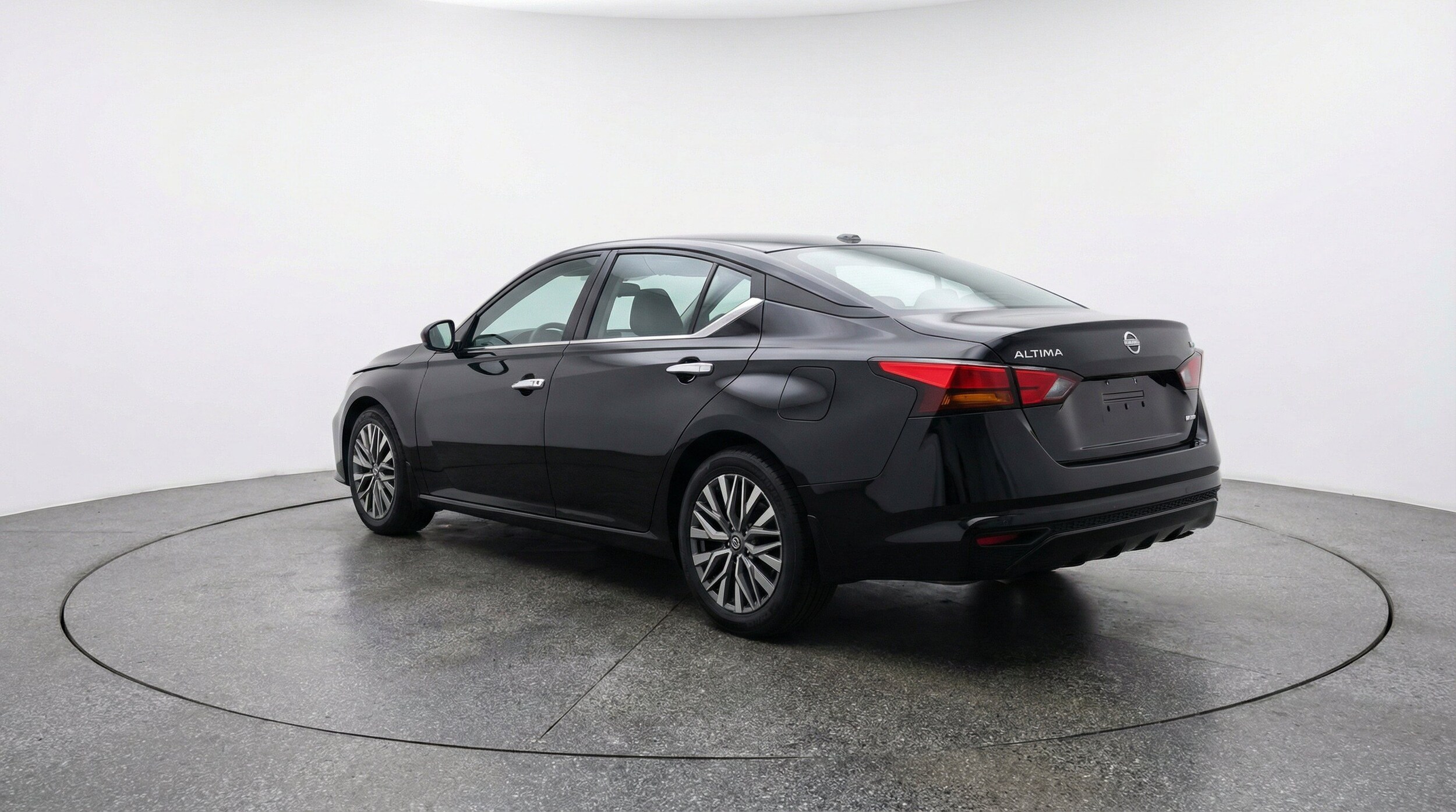 Thumbnail: 2025 Nissan Altima - 6