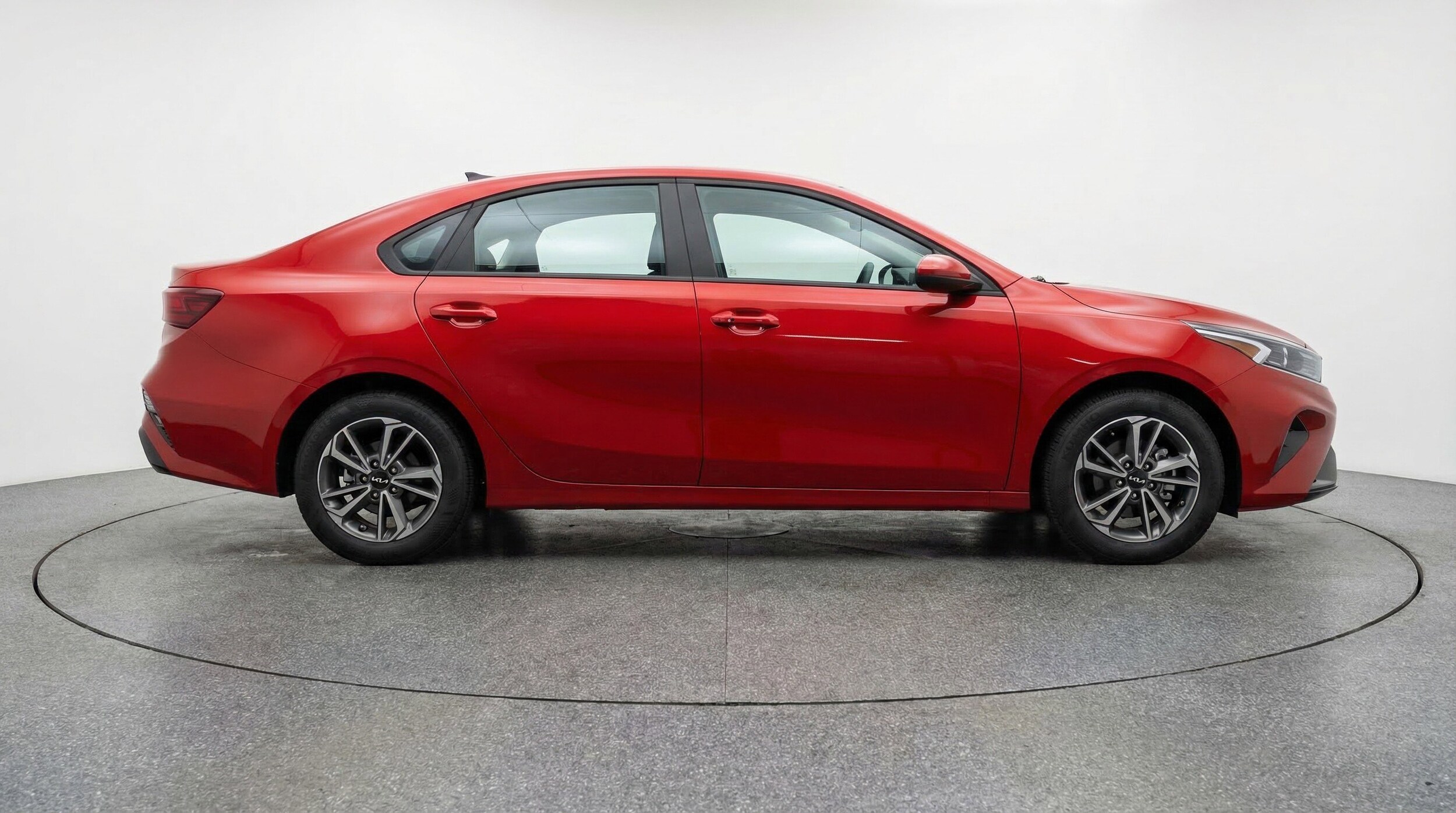 Thumbnail: 2024 Kia Forte - 11
