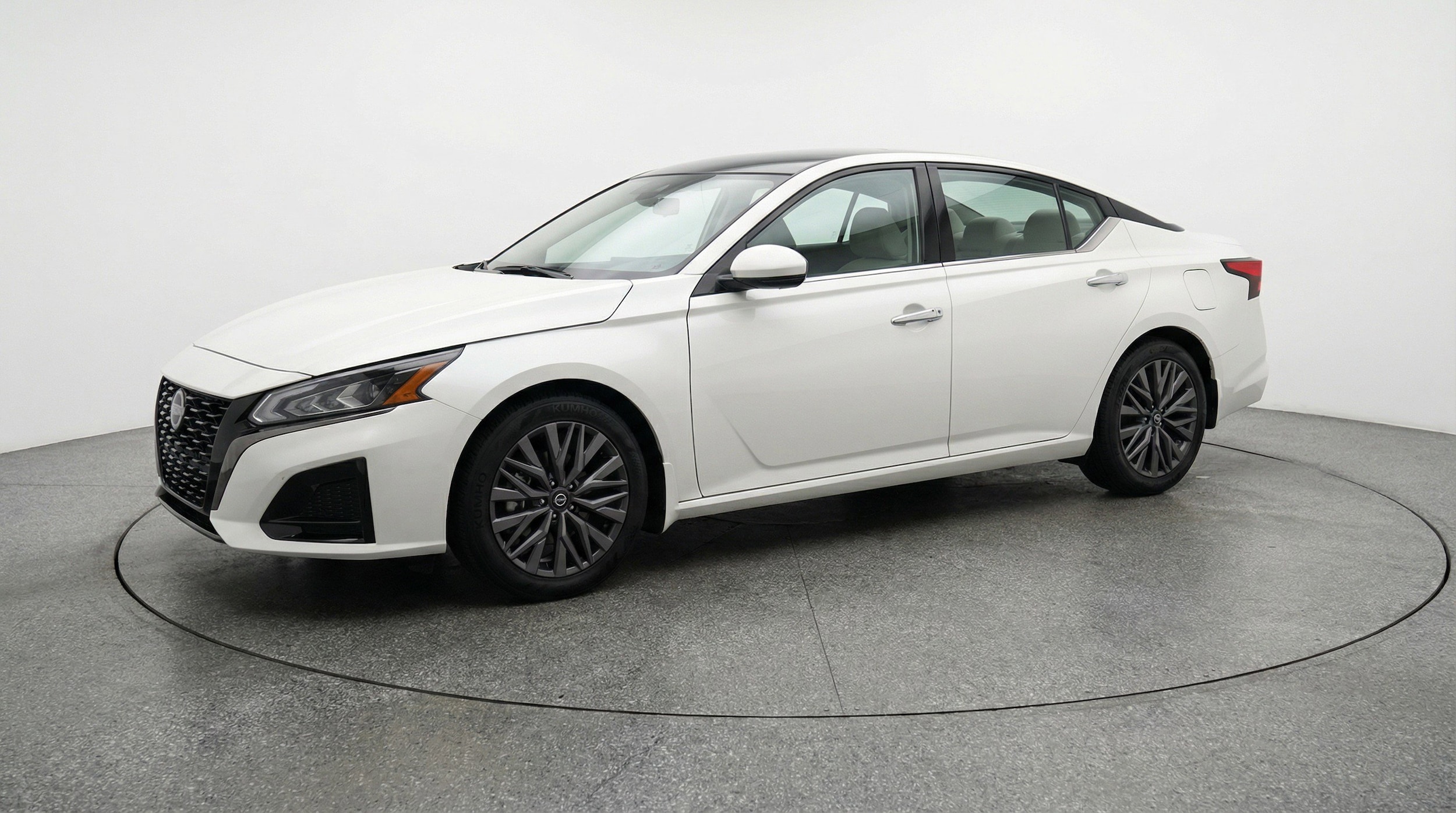Thumbnail: 2025 Nissan Altima - 3
