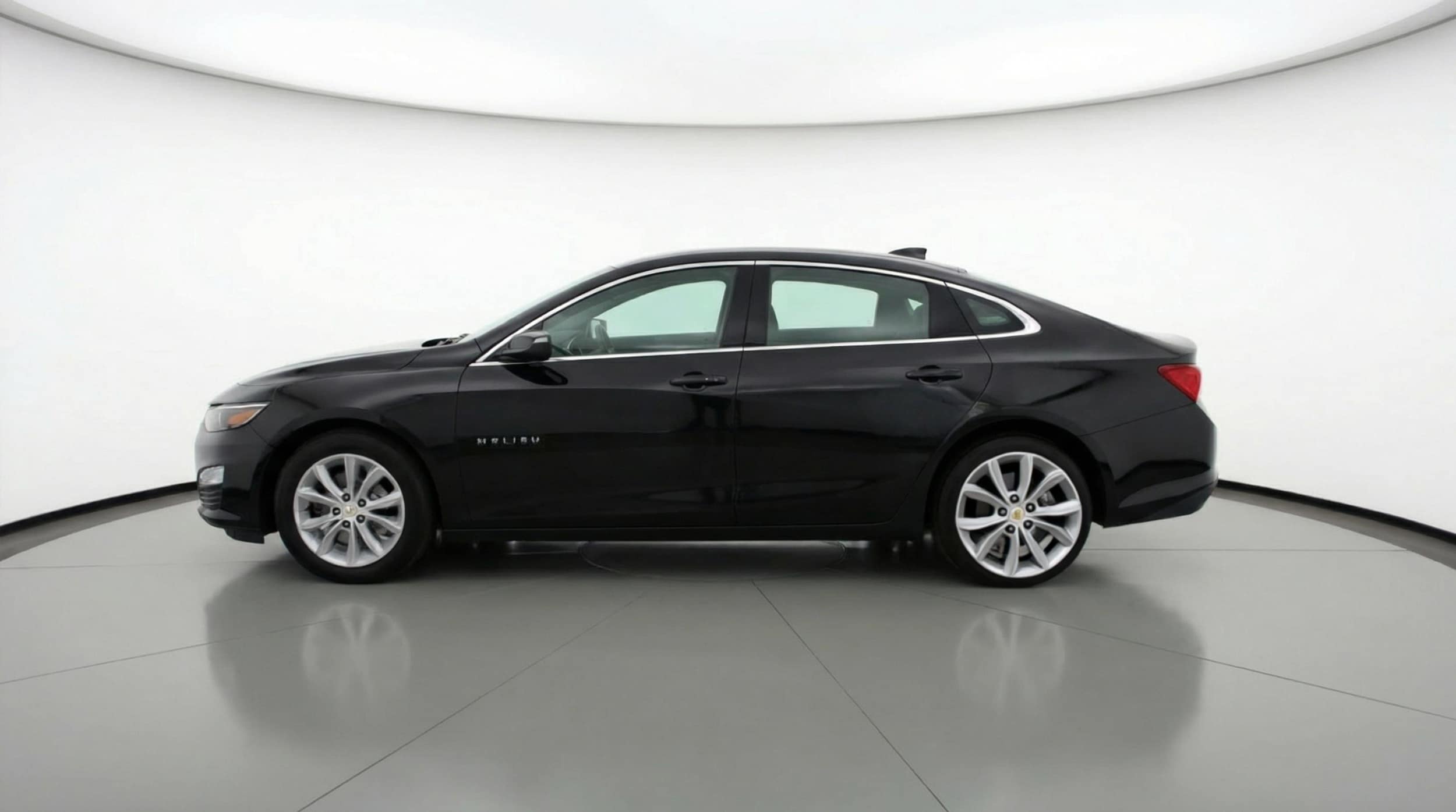 Thumbnail: 2024 Chevrolet Malibu - 5