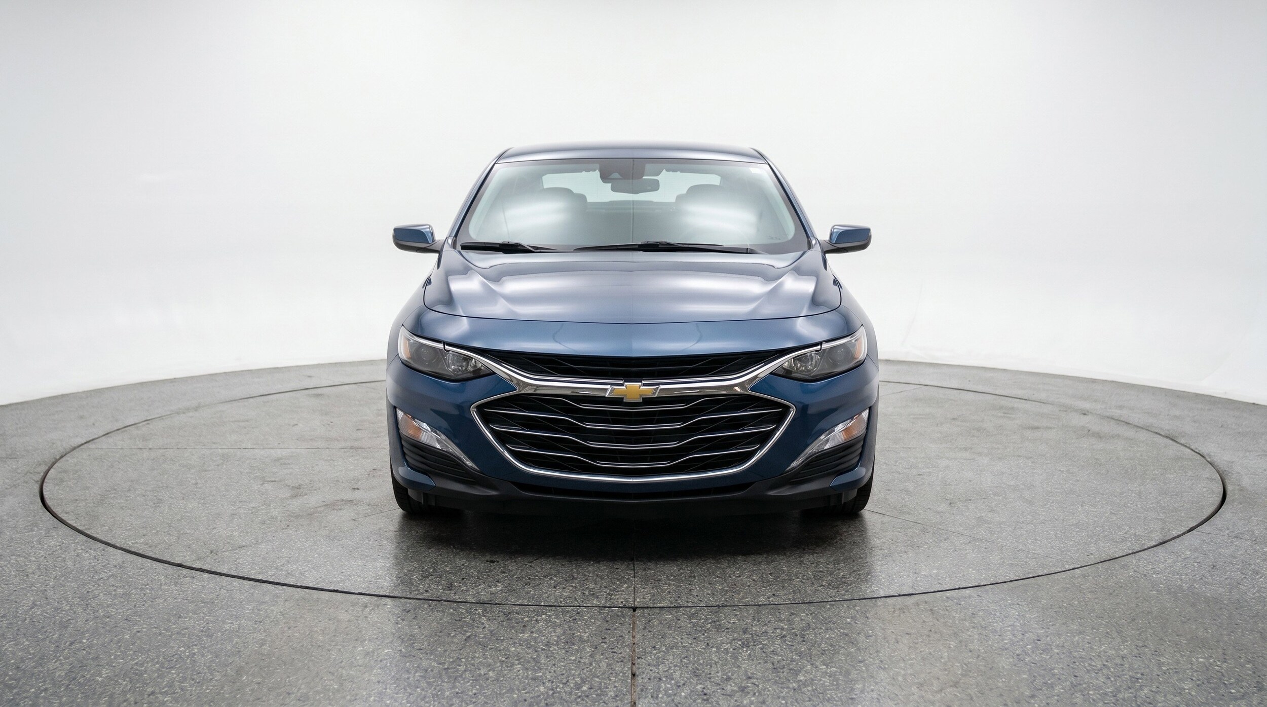 Thumbnail: 2024 Chevrolet Malibu - 2