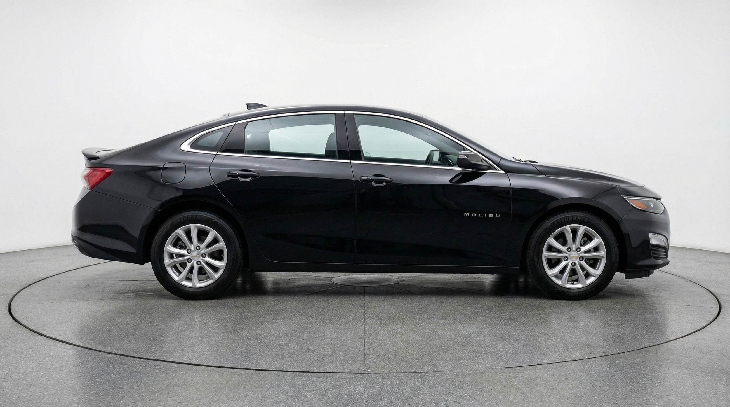 Thumbnail: 2024 Chevrolet Malibu - 11