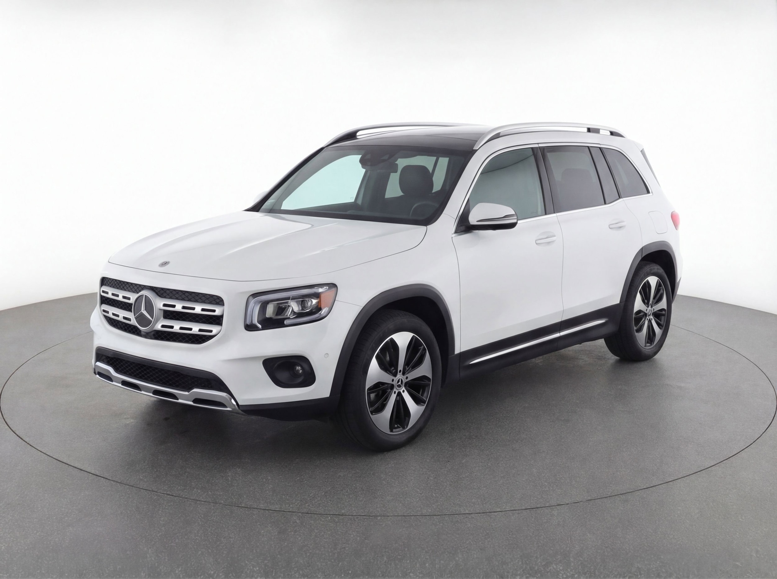 Thumbnail: 2025 Mercedes-Benz GLB - 3