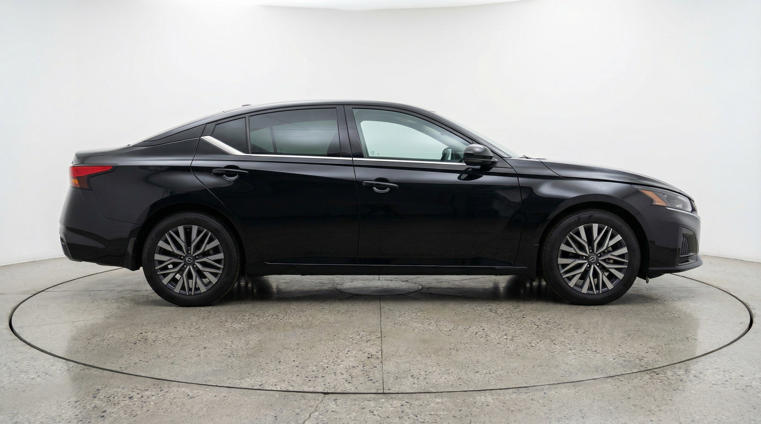 Thumbnail: 2025 Nissan Altima - 11