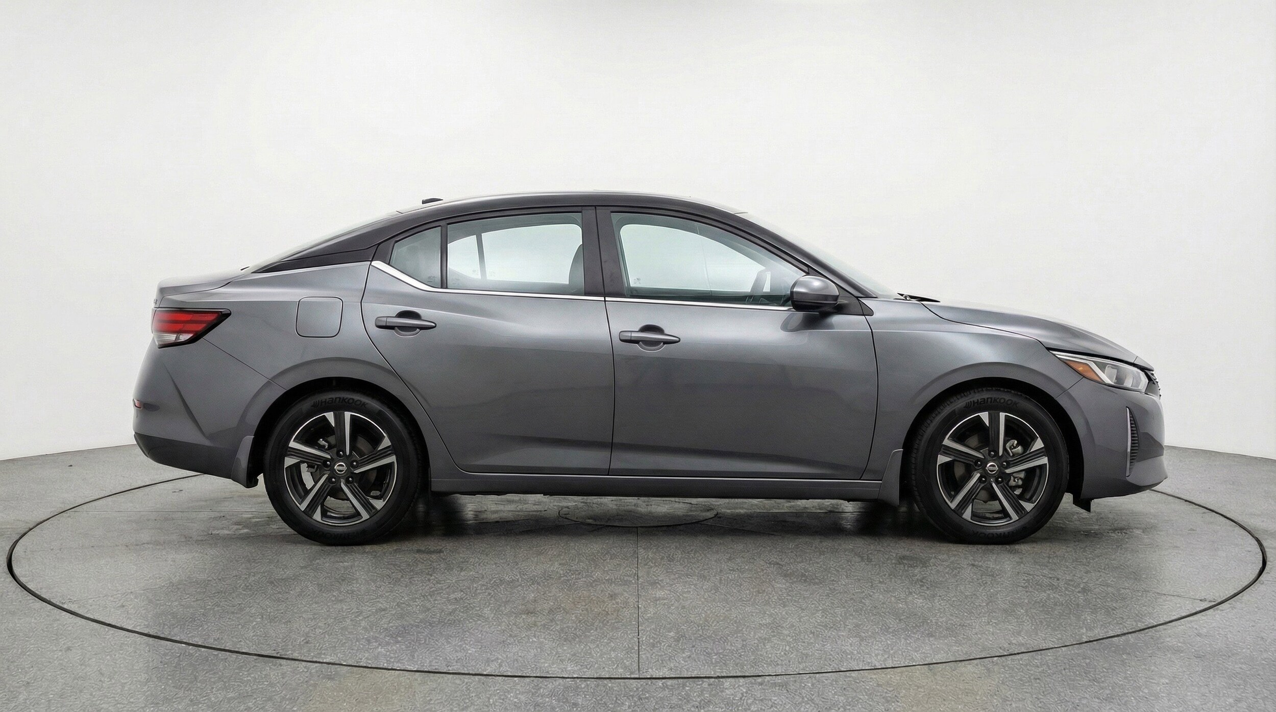 Thumbnail: 2025 Nissan Sentra - 11