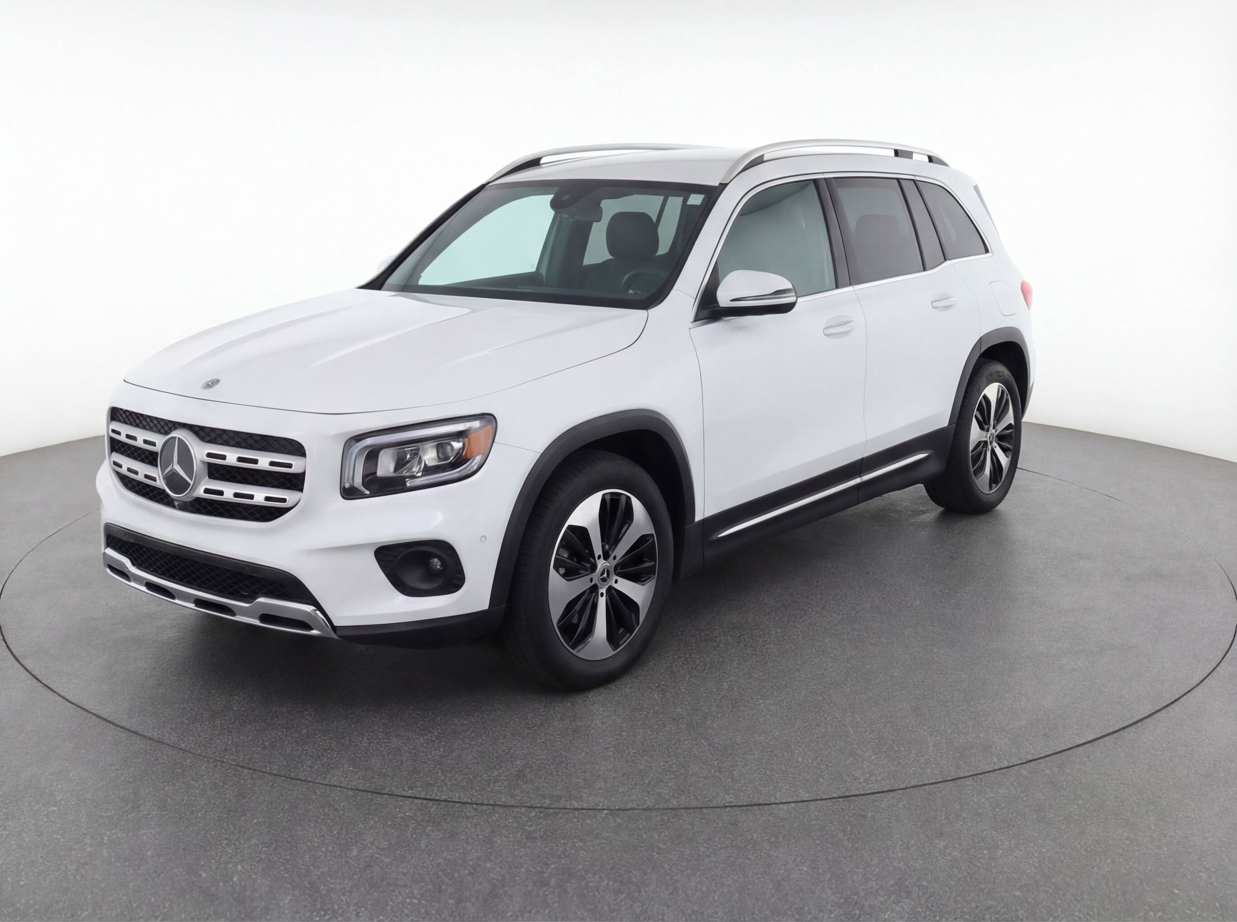 Thumbnail: 2025 Mercedes-Benz GLB - 3