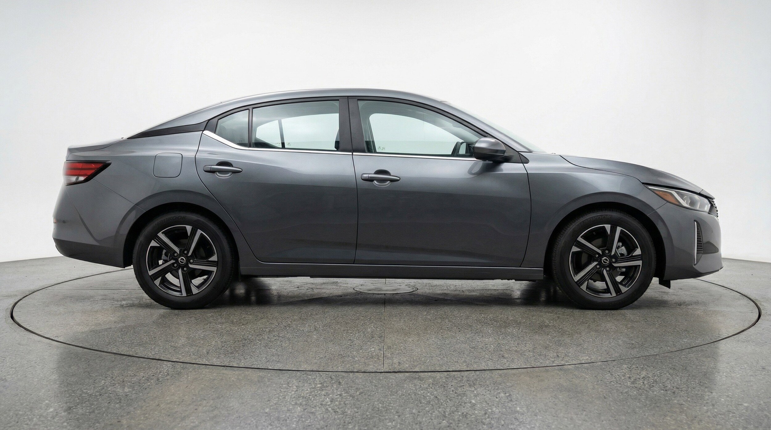 Thumbnail: 2025 Nissan Sentra - 11