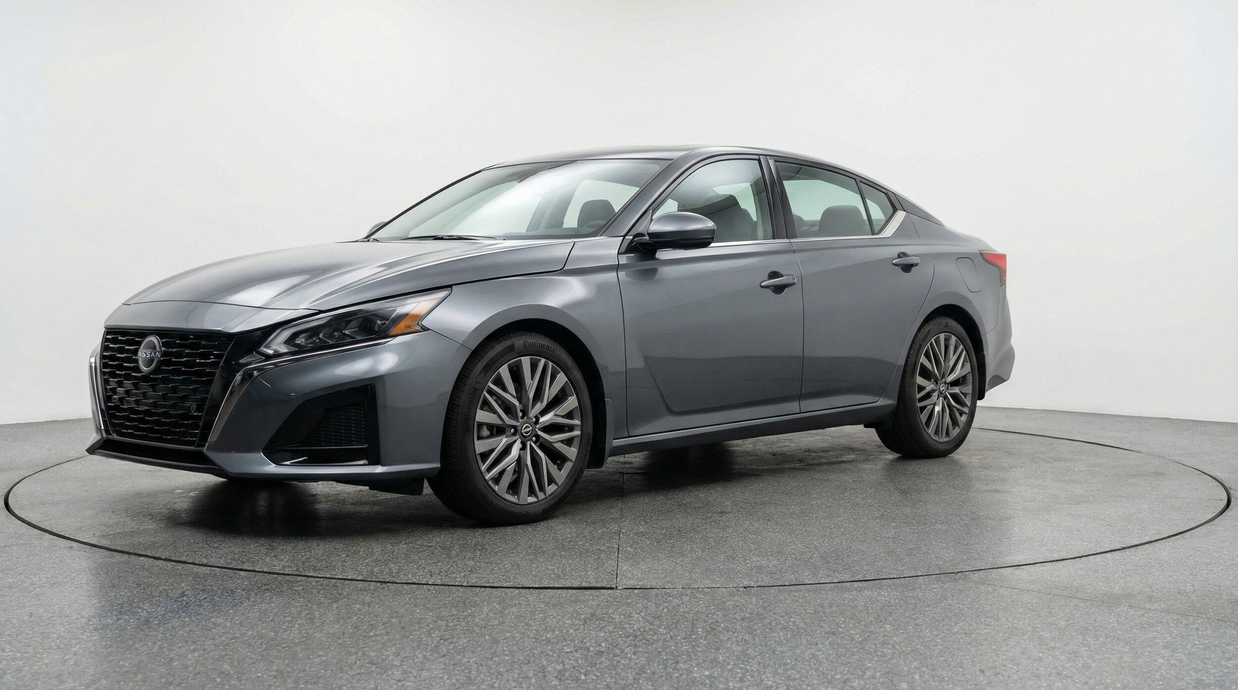 Thumbnail: 2025 Nissan Altima - 3