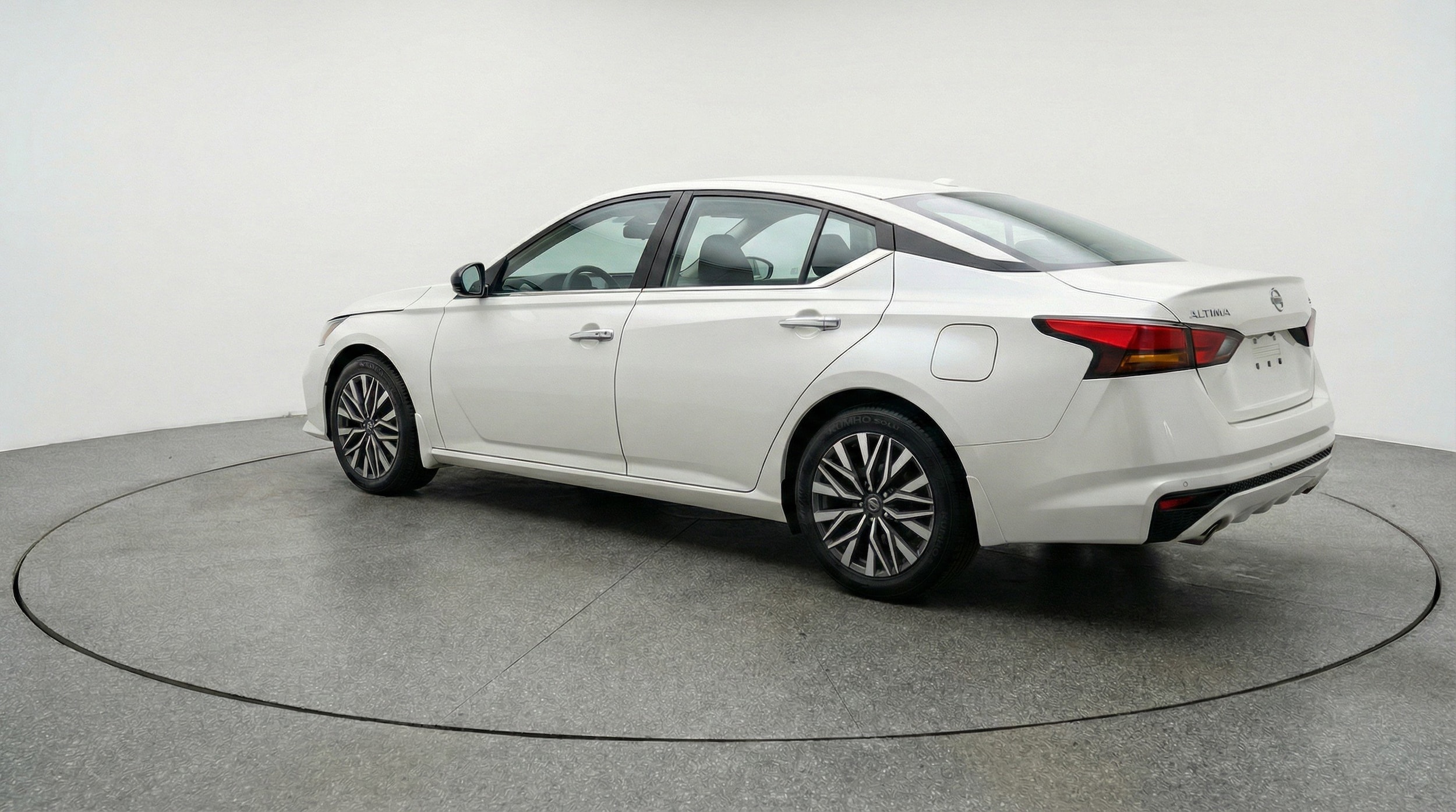Thumbnail: 2025 Nissan Altima - 6