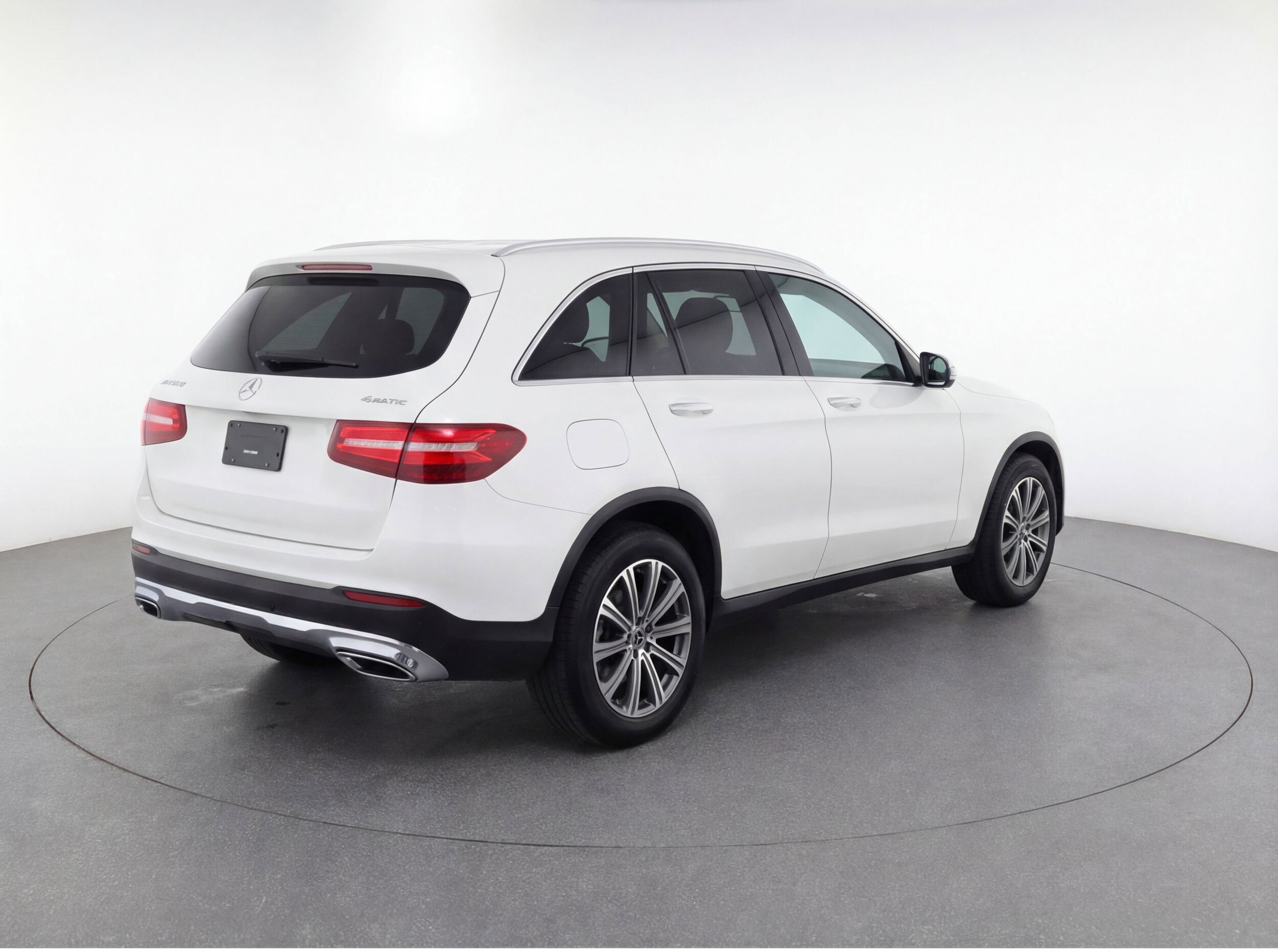 Thumbnail: 2024 Mercedes-Benz GLC - 9