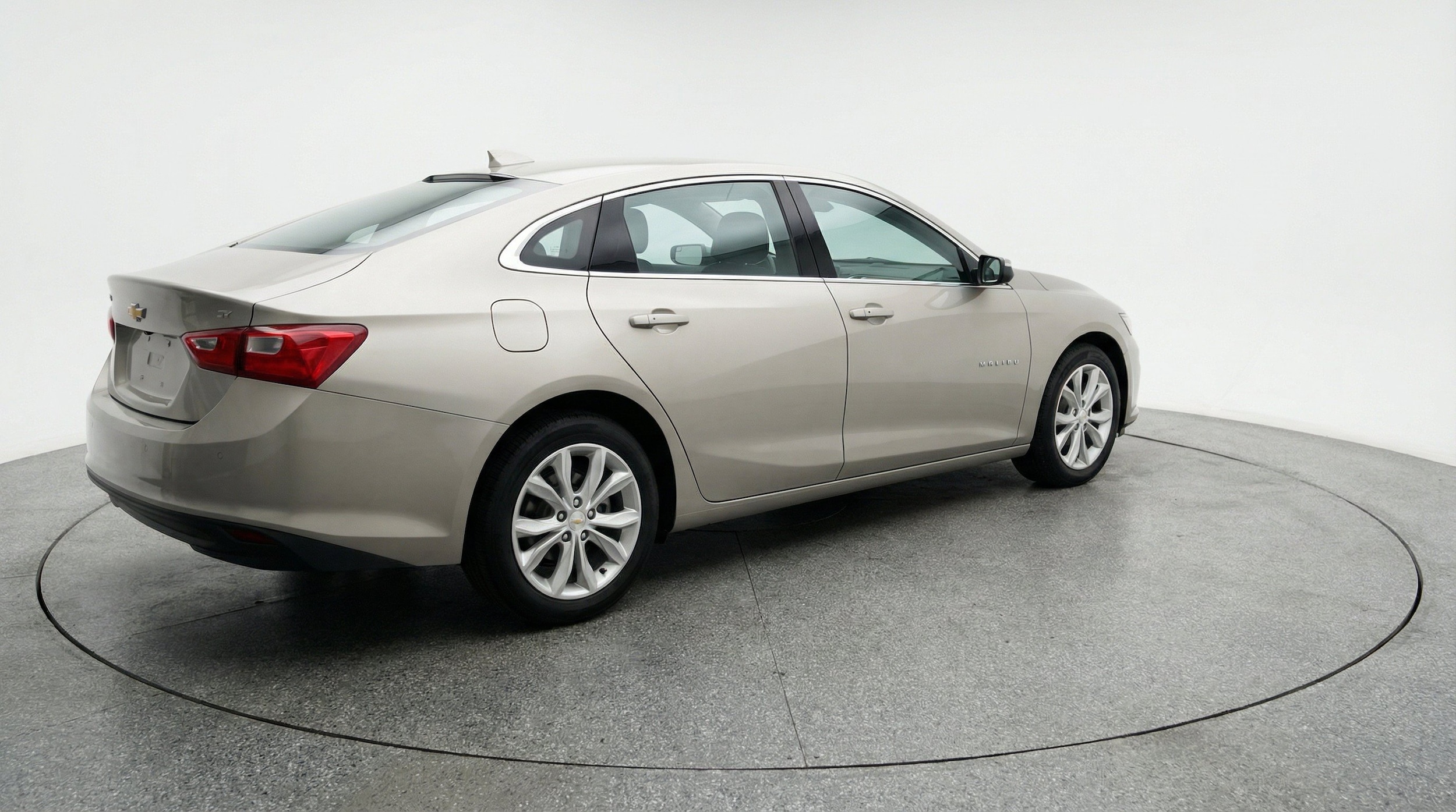 Thumbnail: 2024 Chevrolet Malibu - 9