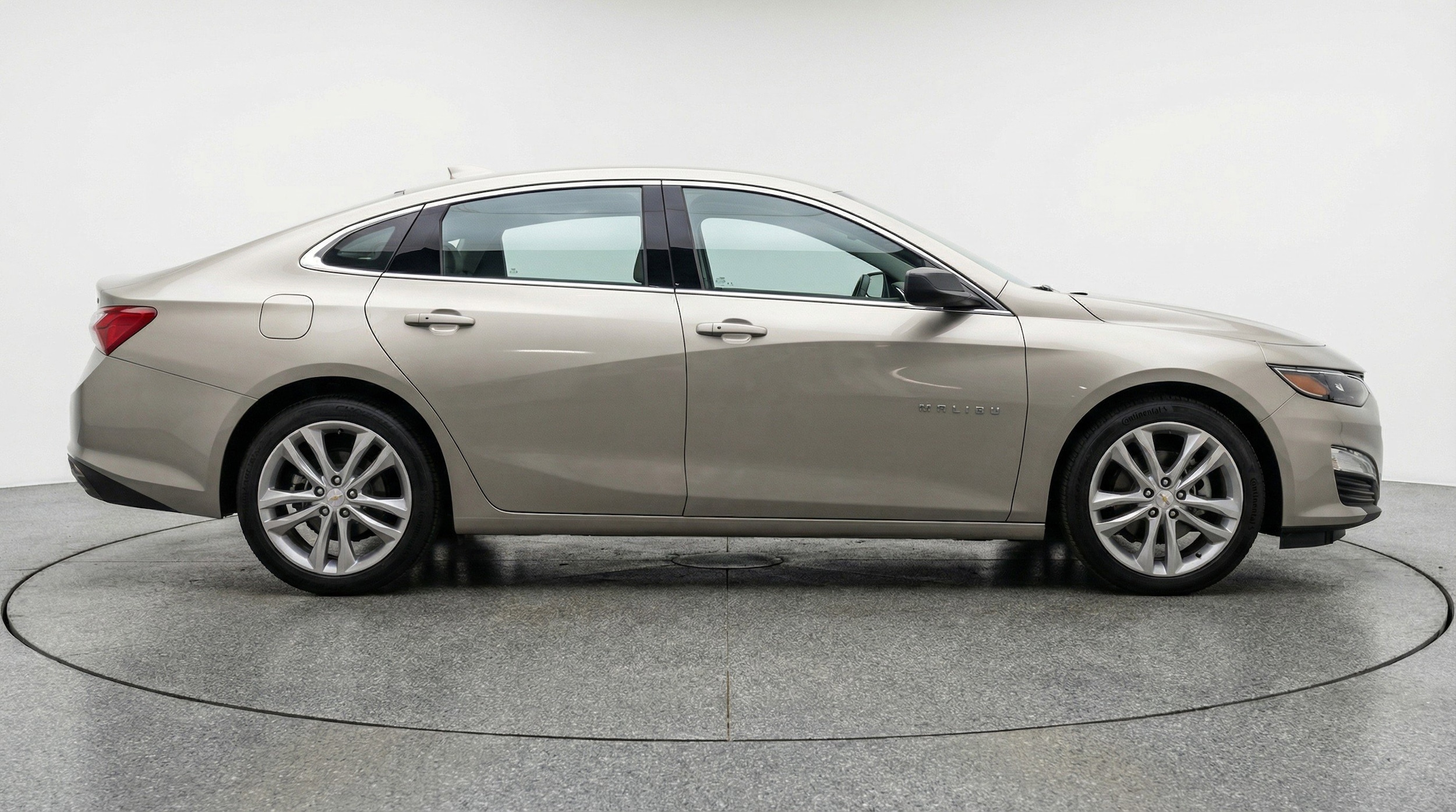 Thumbnail: 2024 Chevrolet Malibu - 11