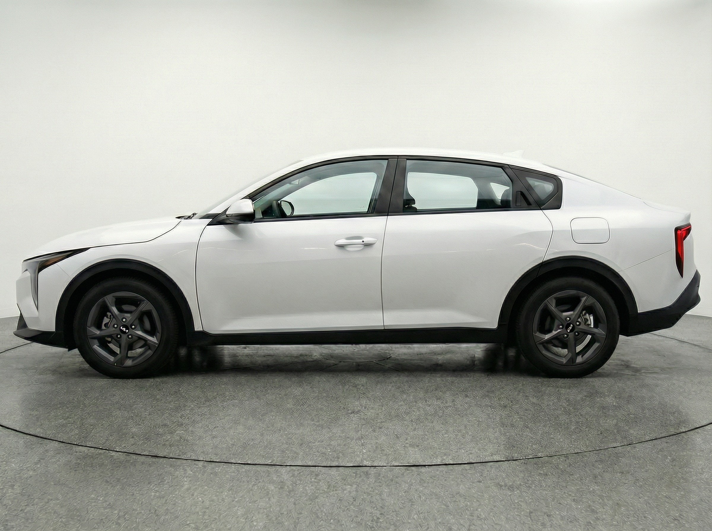 Thumbnail: 2025 Kia K4 - 4