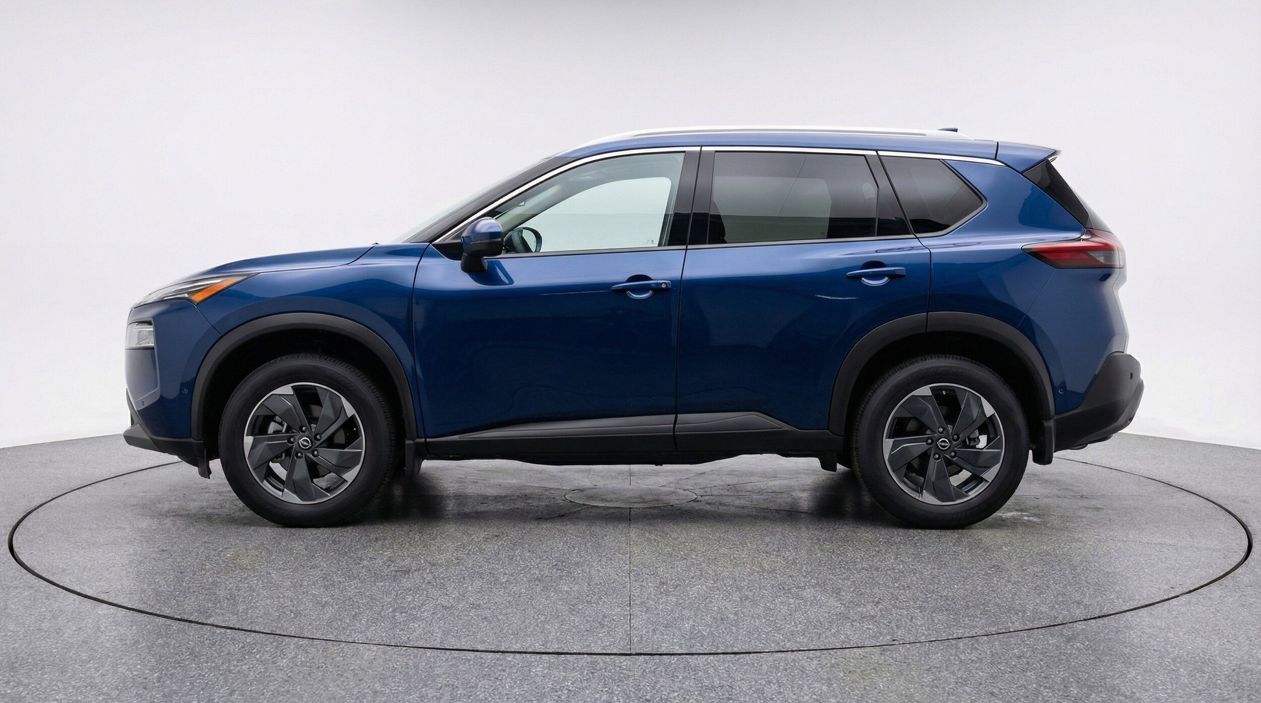 Thumbnail: 2025 Nissan Rogue - 5