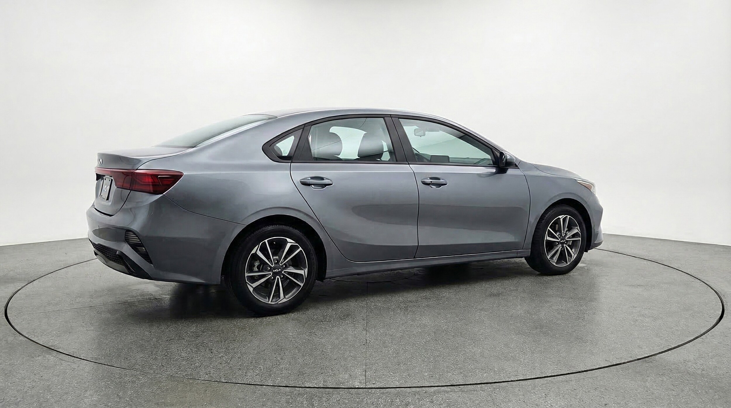 Thumbnail: 2024 Kia Forte - 9