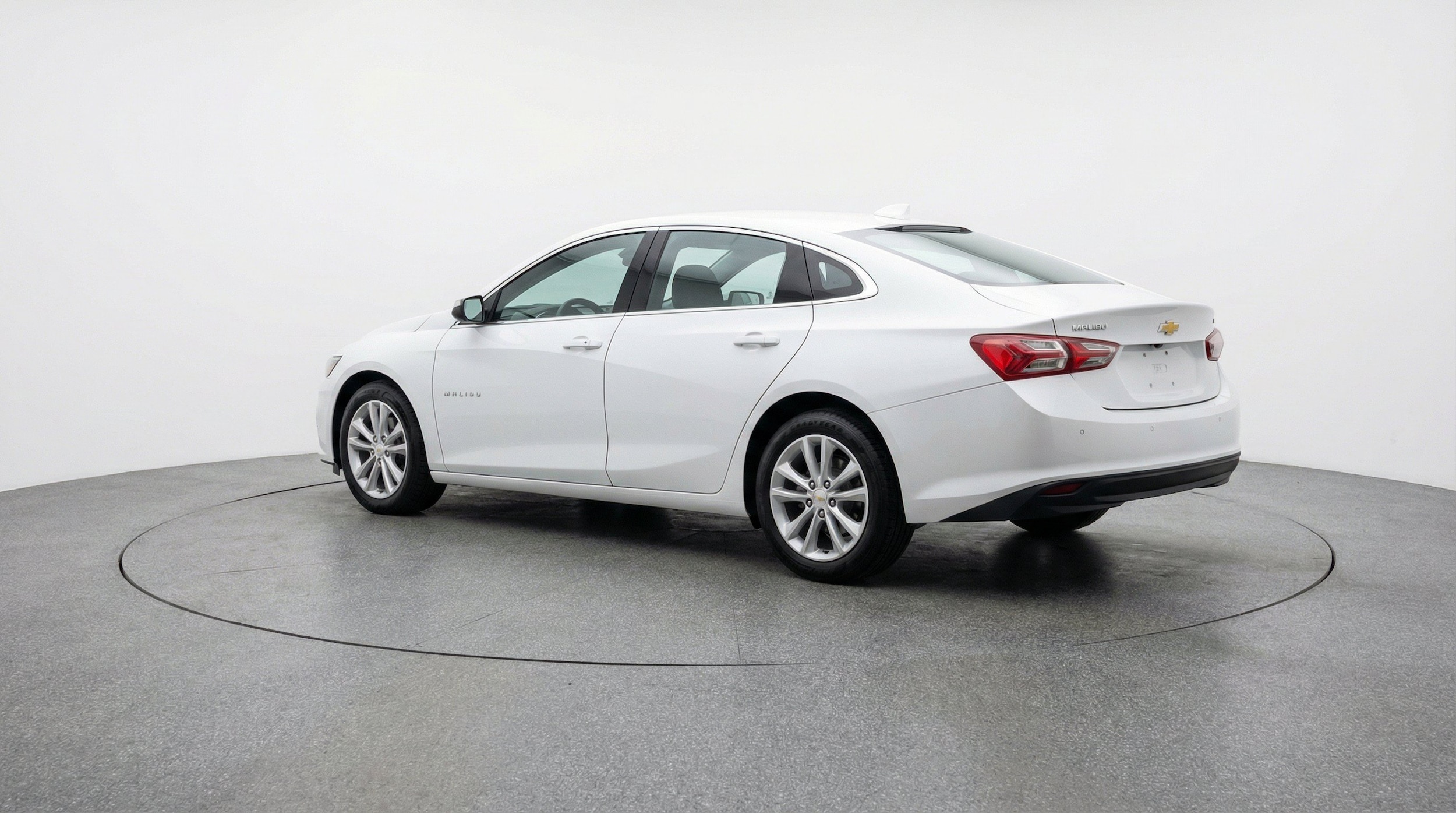 Thumbnail: 2024 Chevrolet Malibu - 6