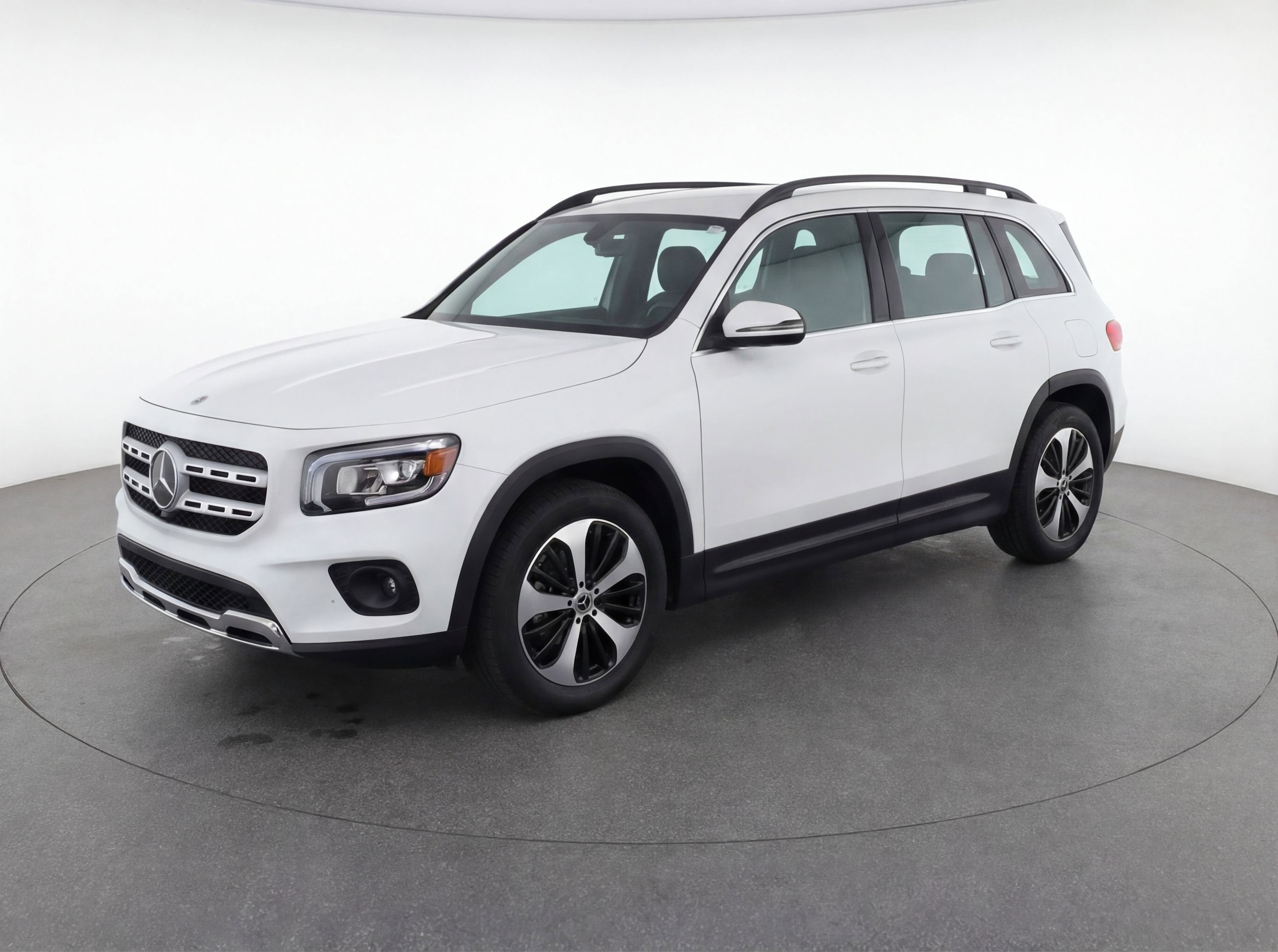 Thumbnail: 2025 Mercedes-Benz GLB - 3