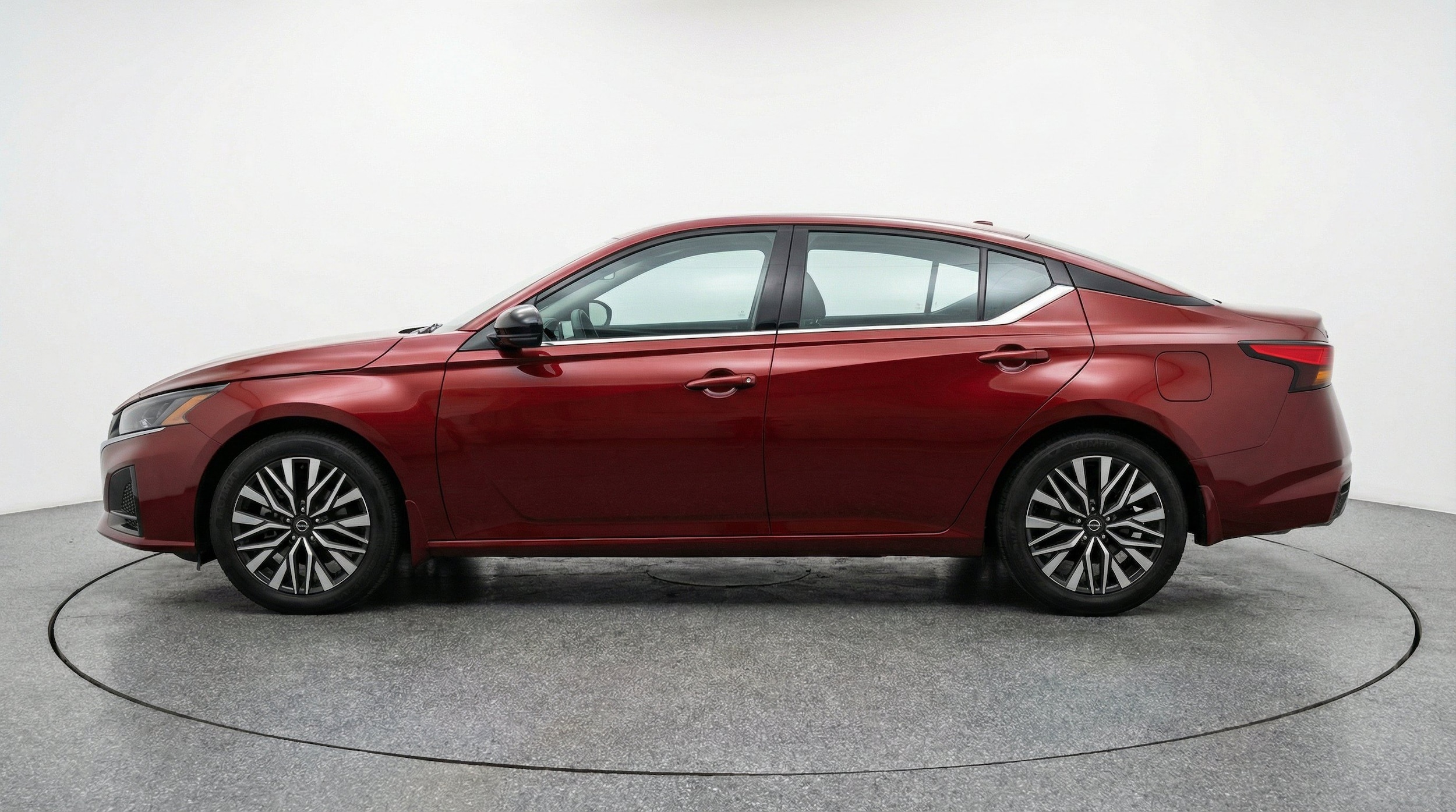 Thumbnail: 2025 Nissan Altima - 5